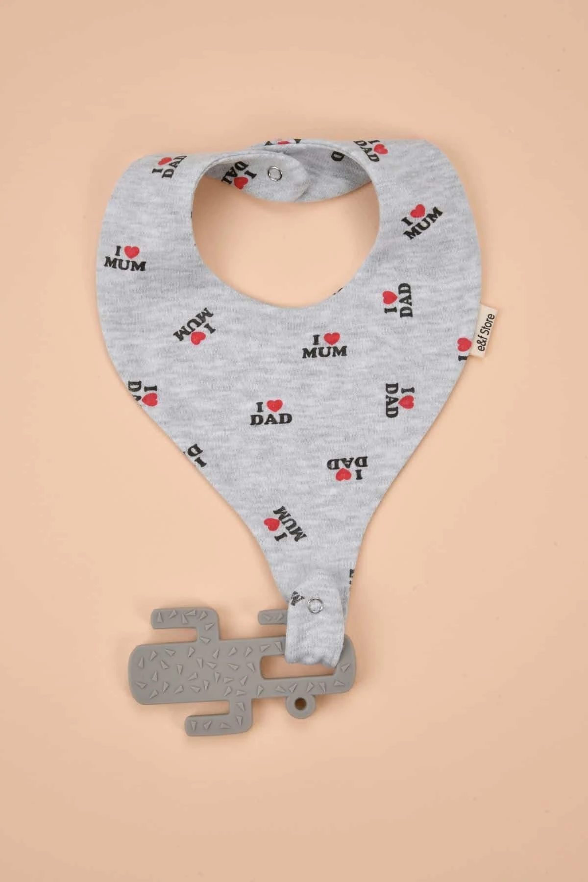 Picture of İkinci Şans - Emzik Tutucu Mama Önlüğü - I Love Dad I Love Mom Desenli Gri Pamuk Kumaş