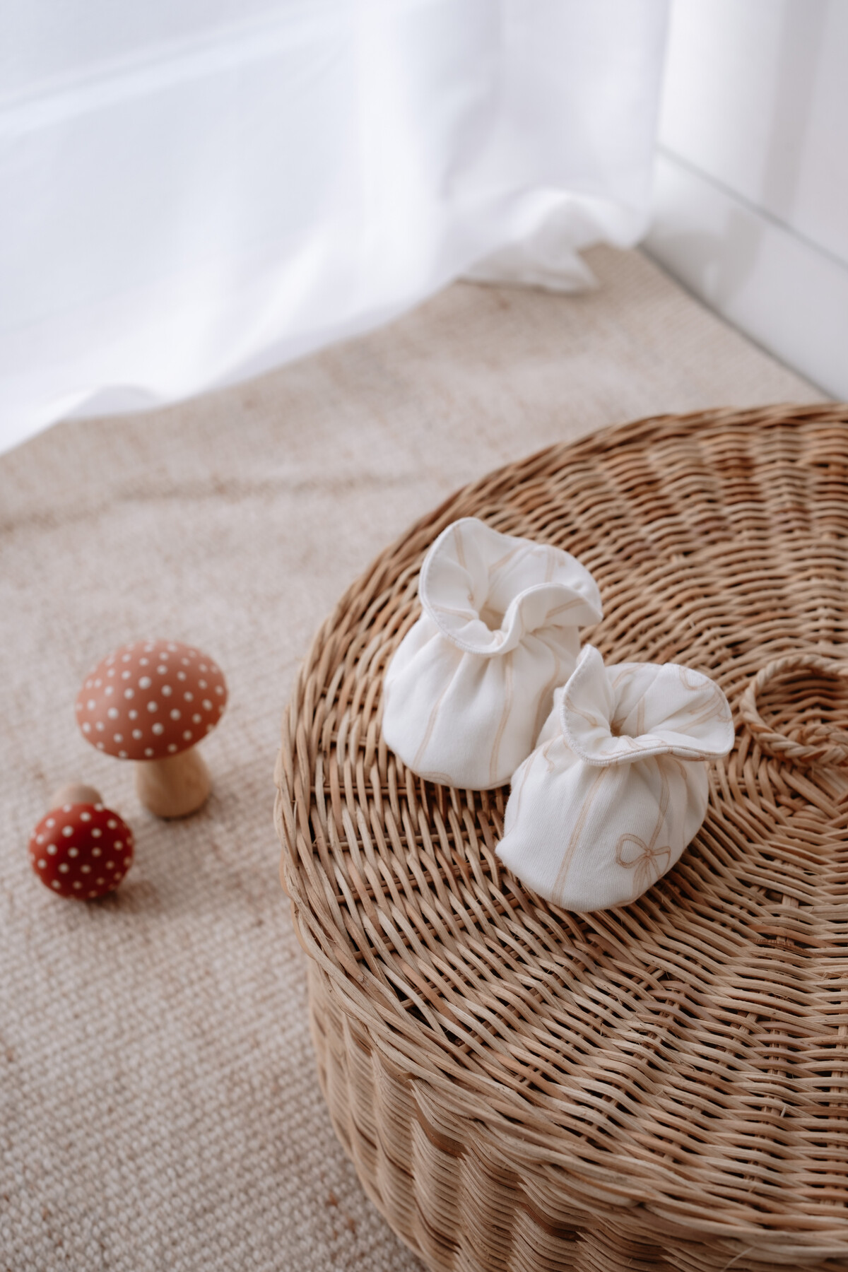 Picture of Bebek Patiği - Kurdele / Bej