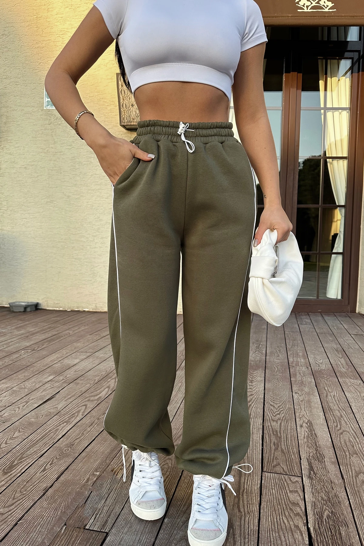Picture of Khaki Basic Sweatpants