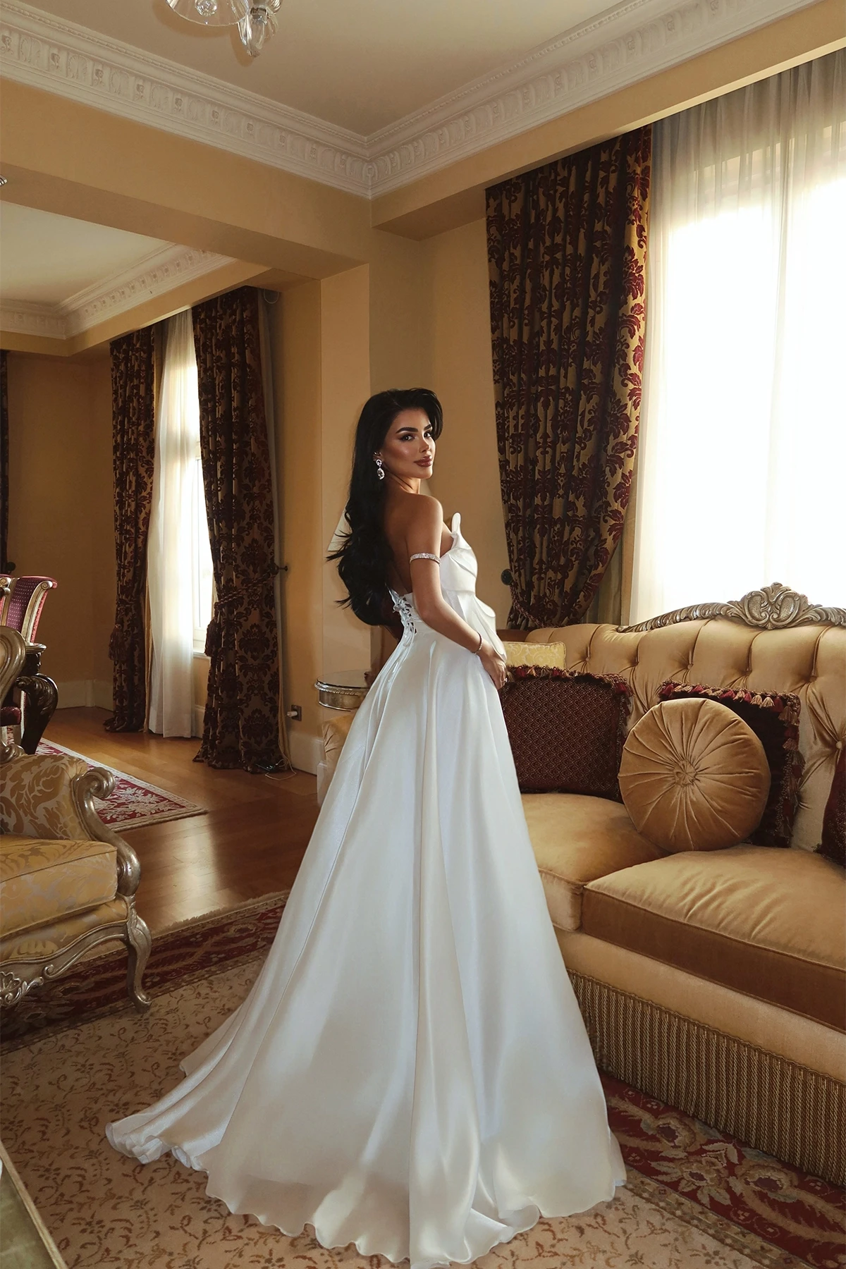 Picture of White Strapless Long Evening Dress