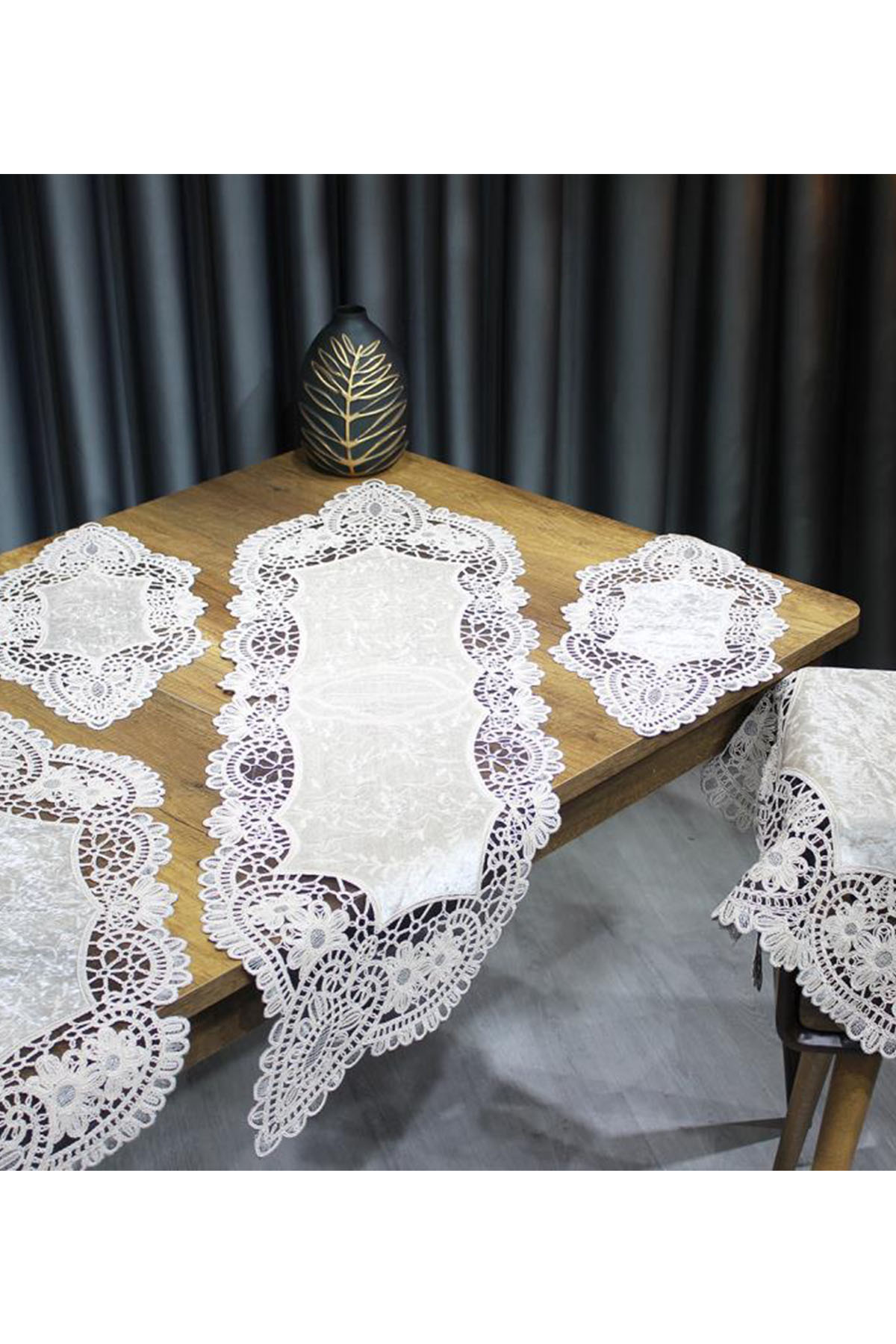 Picture of Suman Kordone Lüx Kadife Nakışlı 5 Parça Salon Takımı Siyah Cappucino