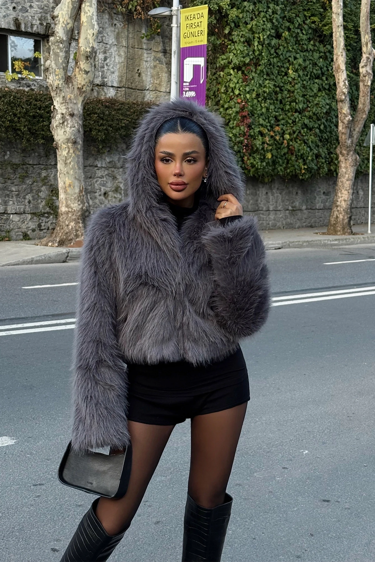 Picture of Anthracite Hooded Fur