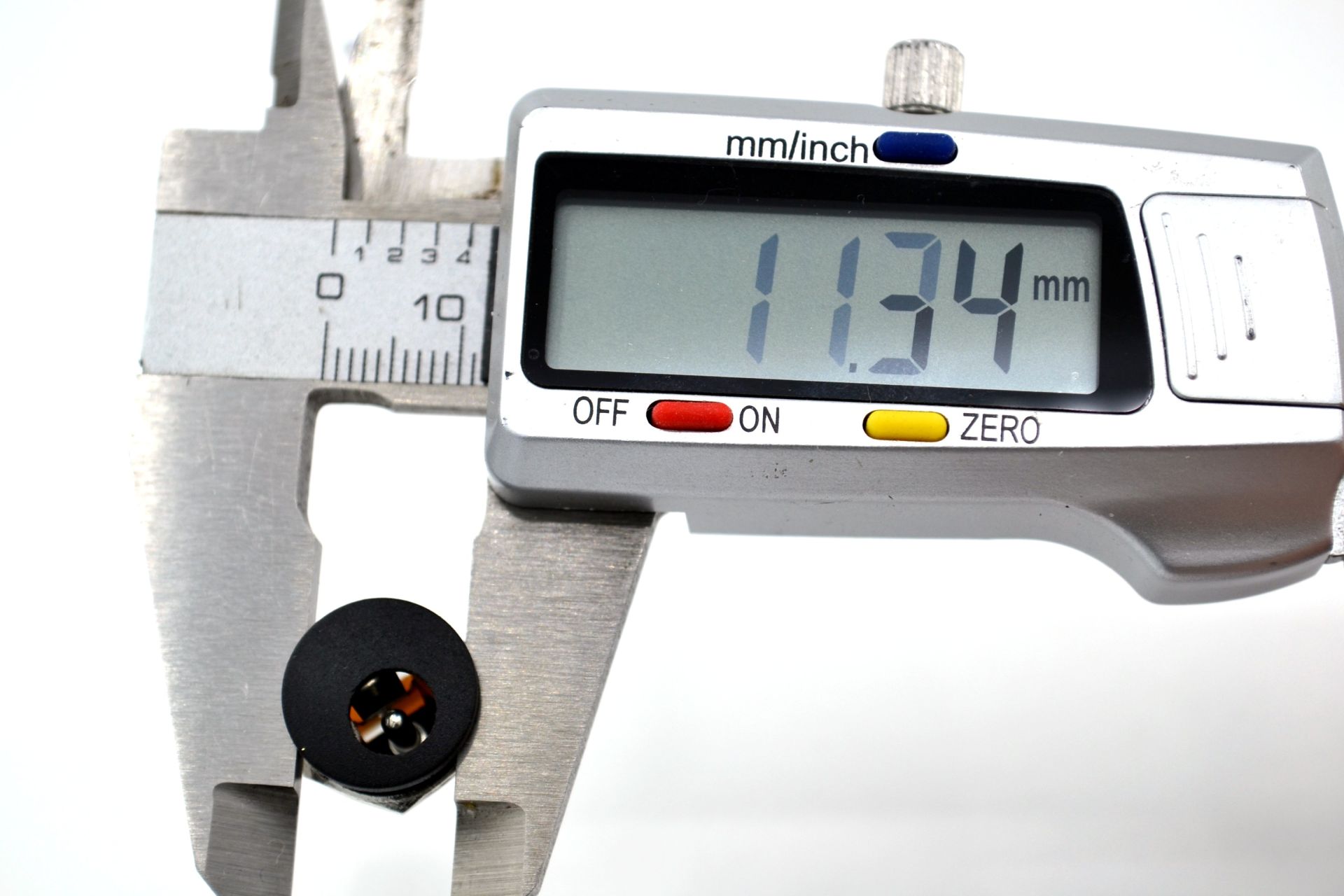 Picture of DC Jak 2,1mm Dişi Şase Arkadan Somunlu Plastik Gövde MT-15