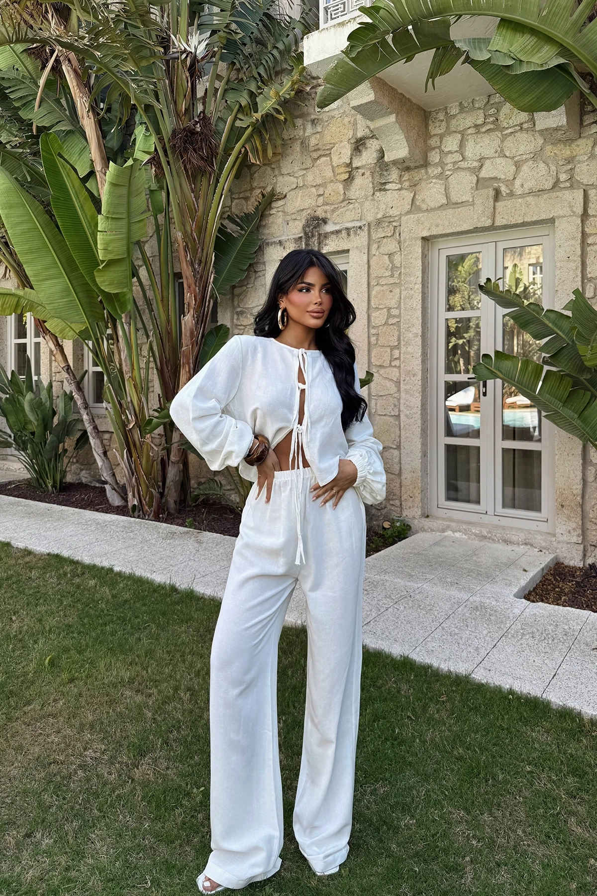 Picture of White Marlo Linen Suit