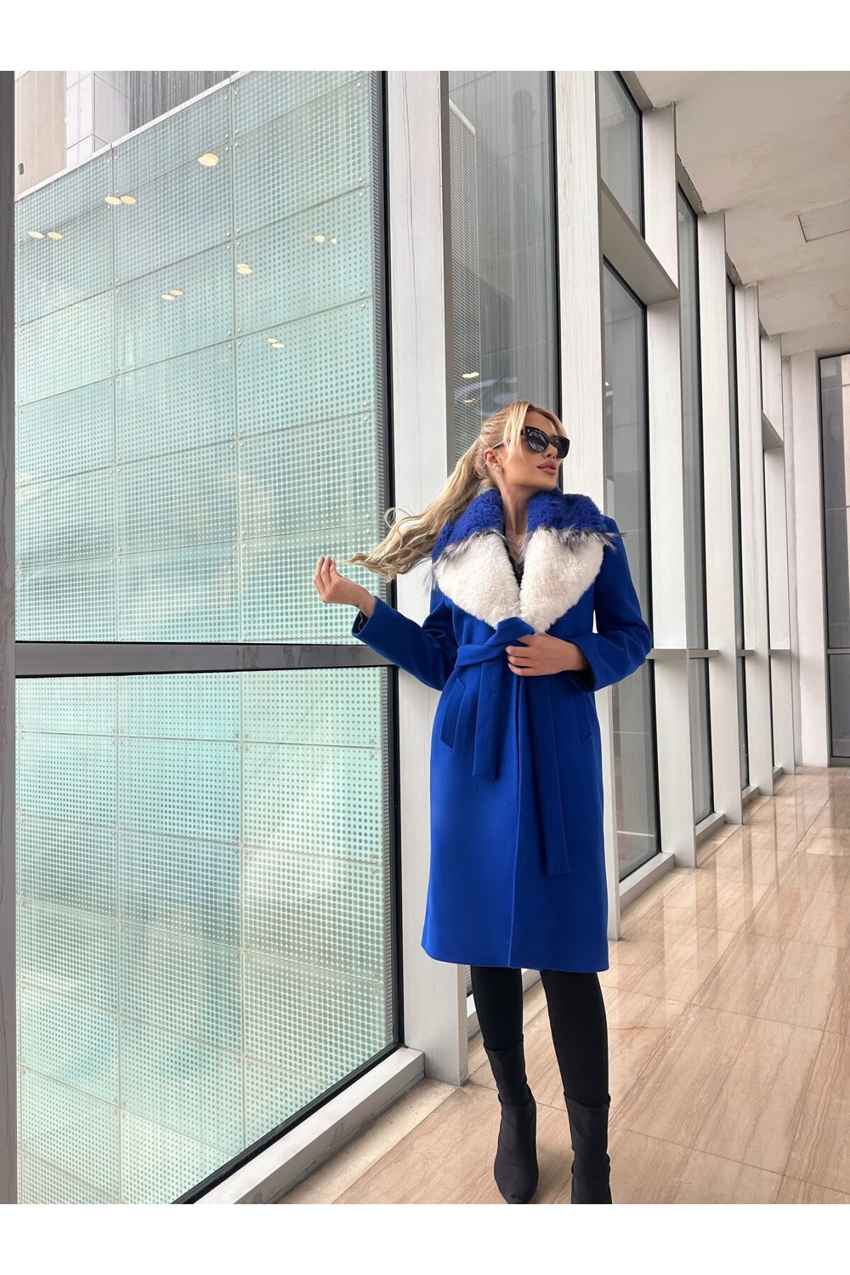 Picture of KÜRK DETAYLI KABAN