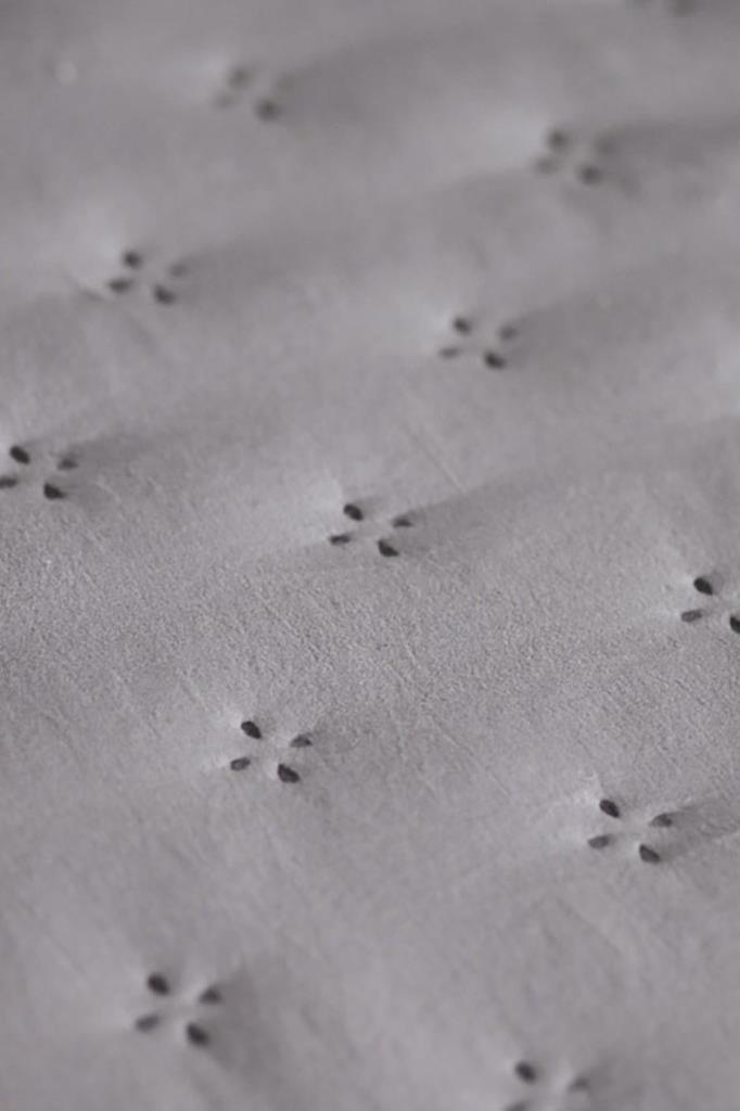 Picture of Kapinya Elyaf Dolgulu Tek Kişilik 190x250 Cm Yatak Örtüsü Gri