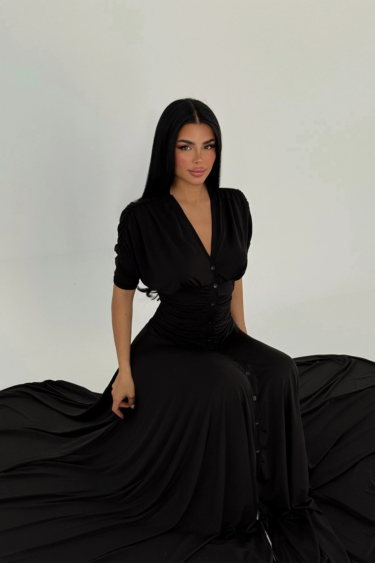 Picture of Black Eliah Long Buttoned Dress