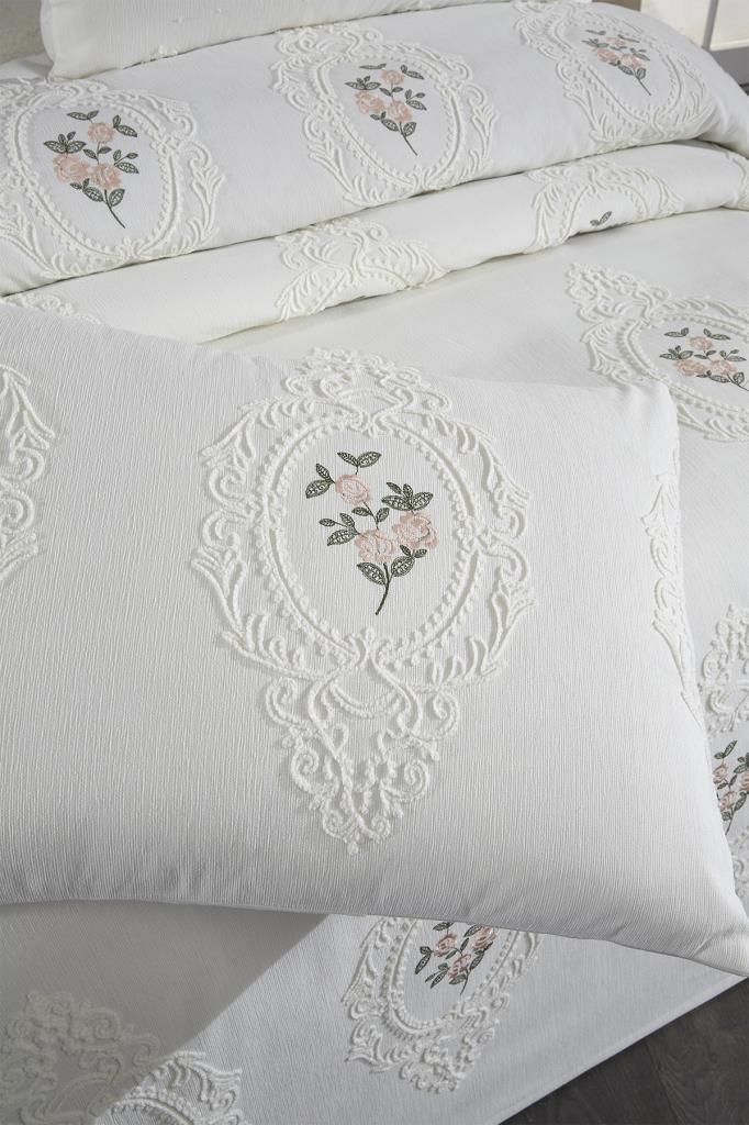 Picture of Gardenlove Nakışlı Şönil 3 Parça Çift Kişilik Yatak Örtüsü Krem