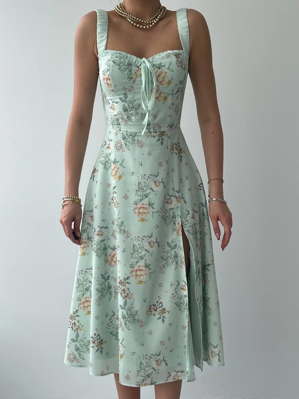 Picture of Anjelik Yırtmaç Detaylı Elbise