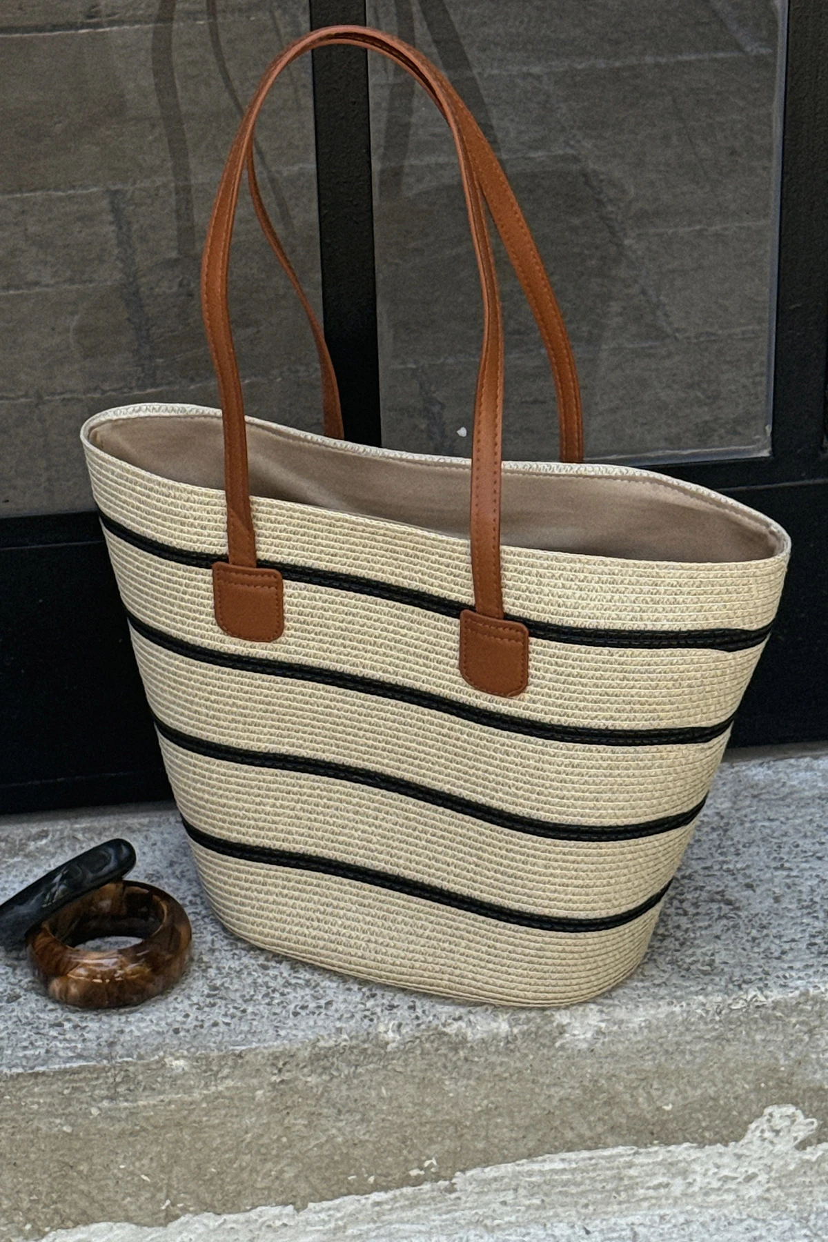 Picture of Cream Striped Handle Bag