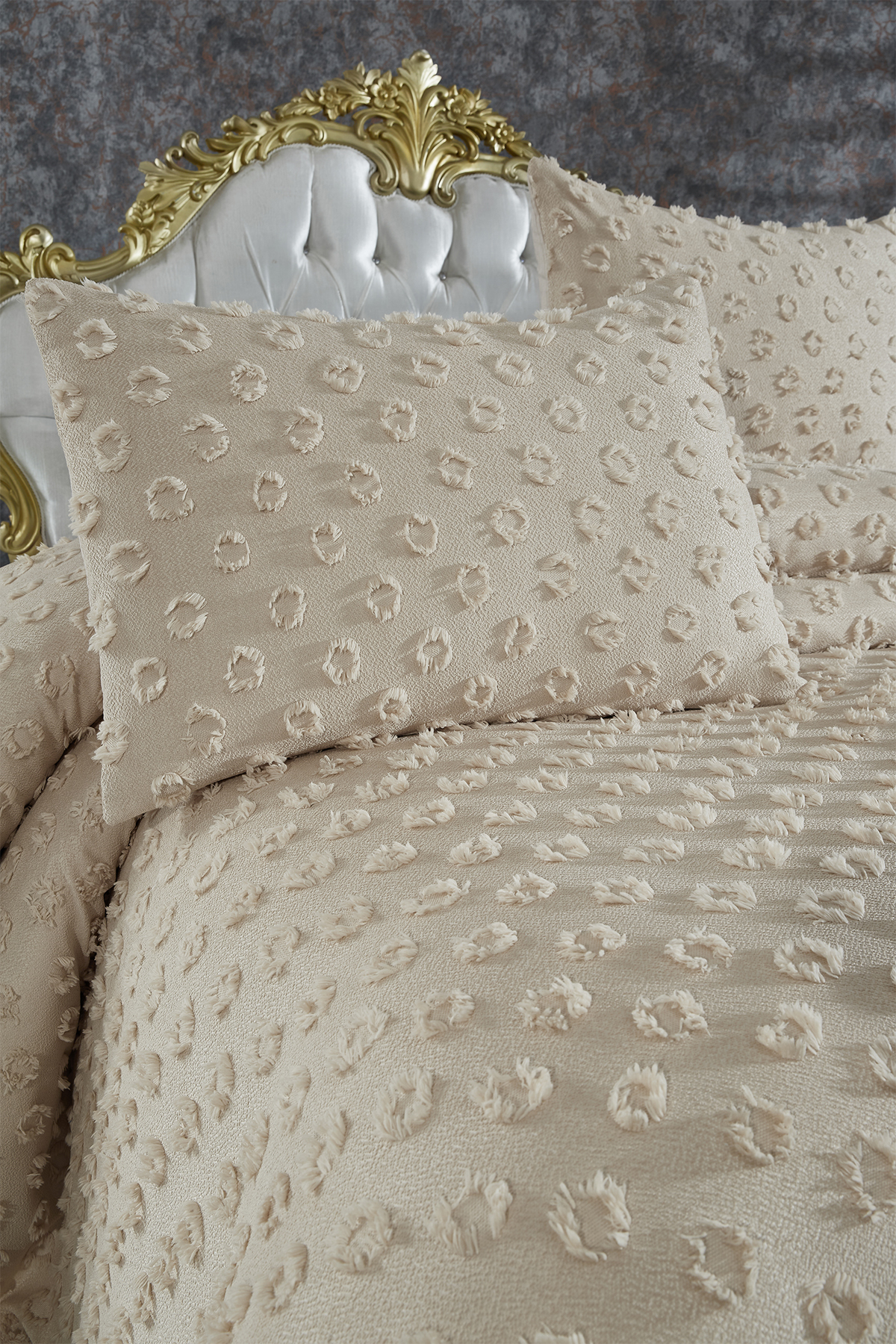 Picture of Çeyiz Diyarı Konik 3 Parça Çift Kişilik Pike Takımı Bej