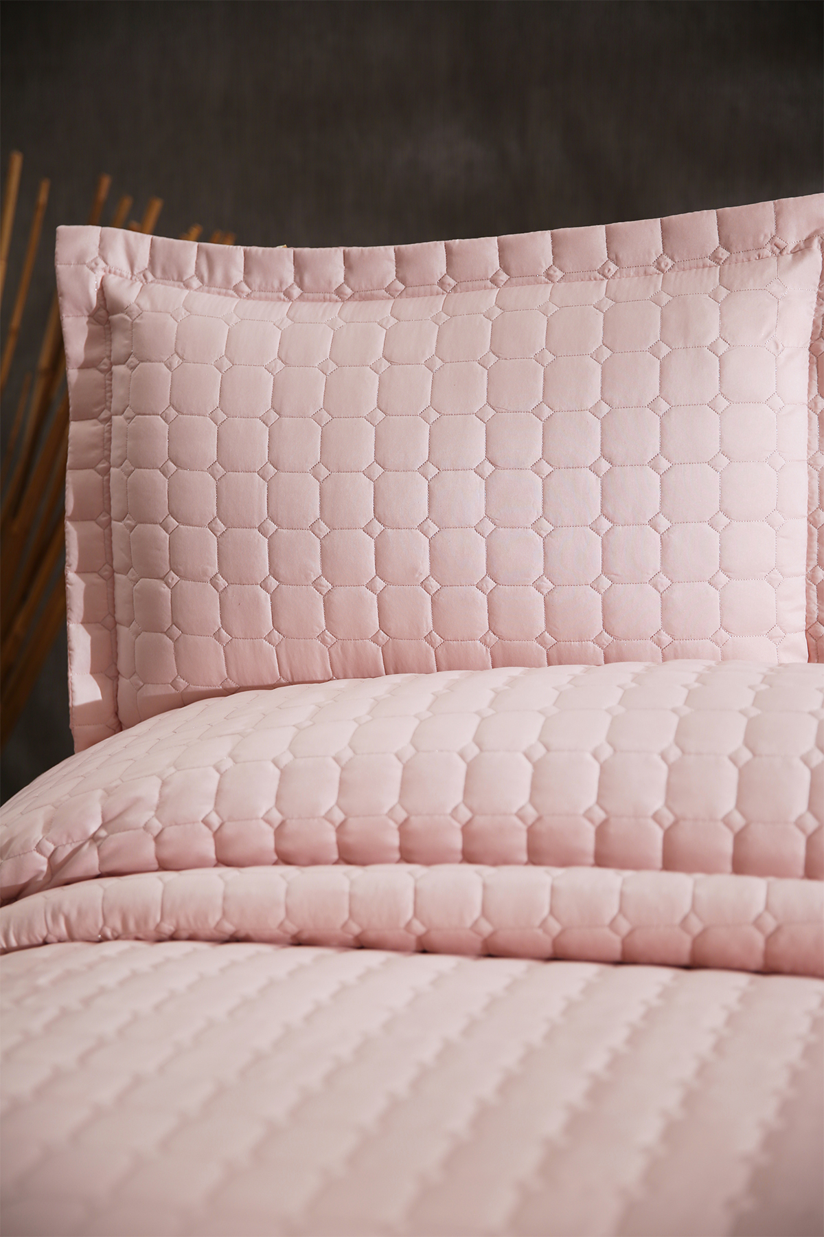 Picture of Estiva Çift Kişilik Yatak Örtüsü Pudra