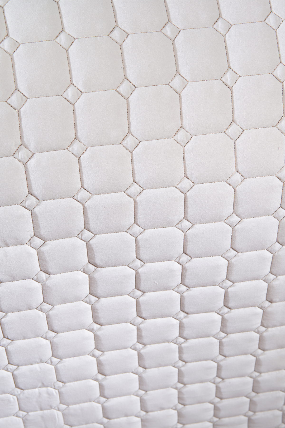 Picture of Estiva Çift Kişilik Yatak Örtüsü Krem