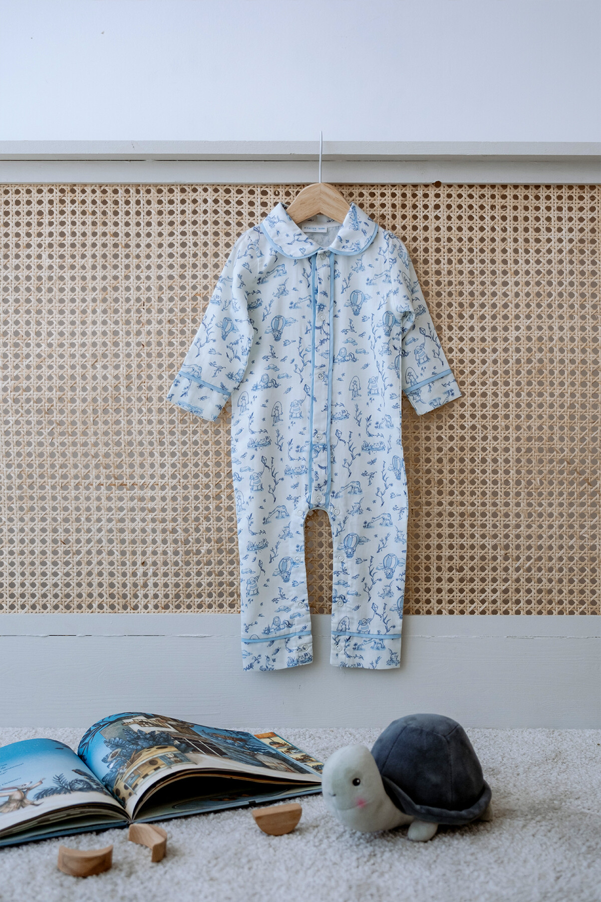 Picture of Pamuk Saten Tulum - Toile De Jouy / Mavi