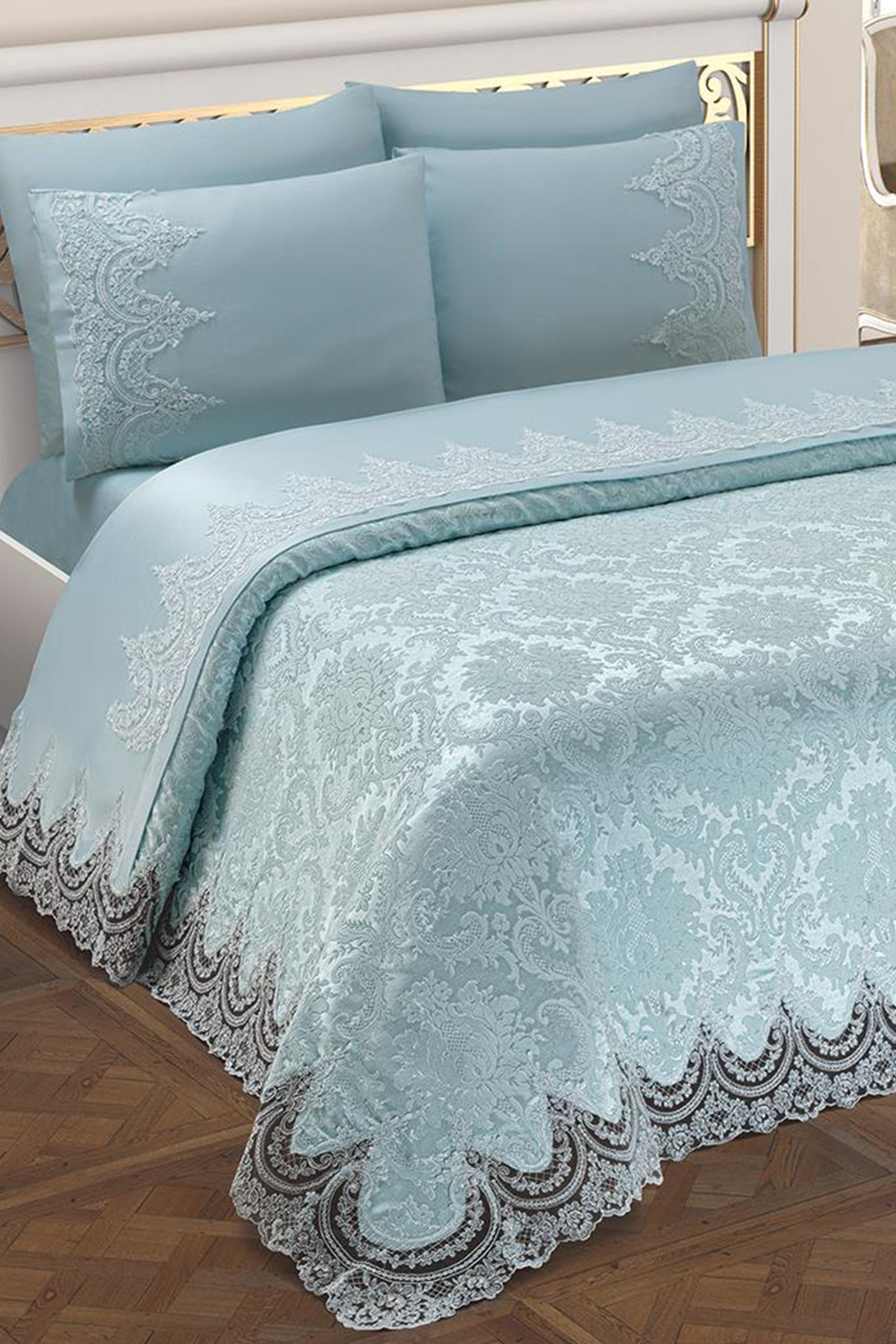 Picture of Fransız Güpürlü Çeyizlik Pike Takımı Queen Su Yeşili