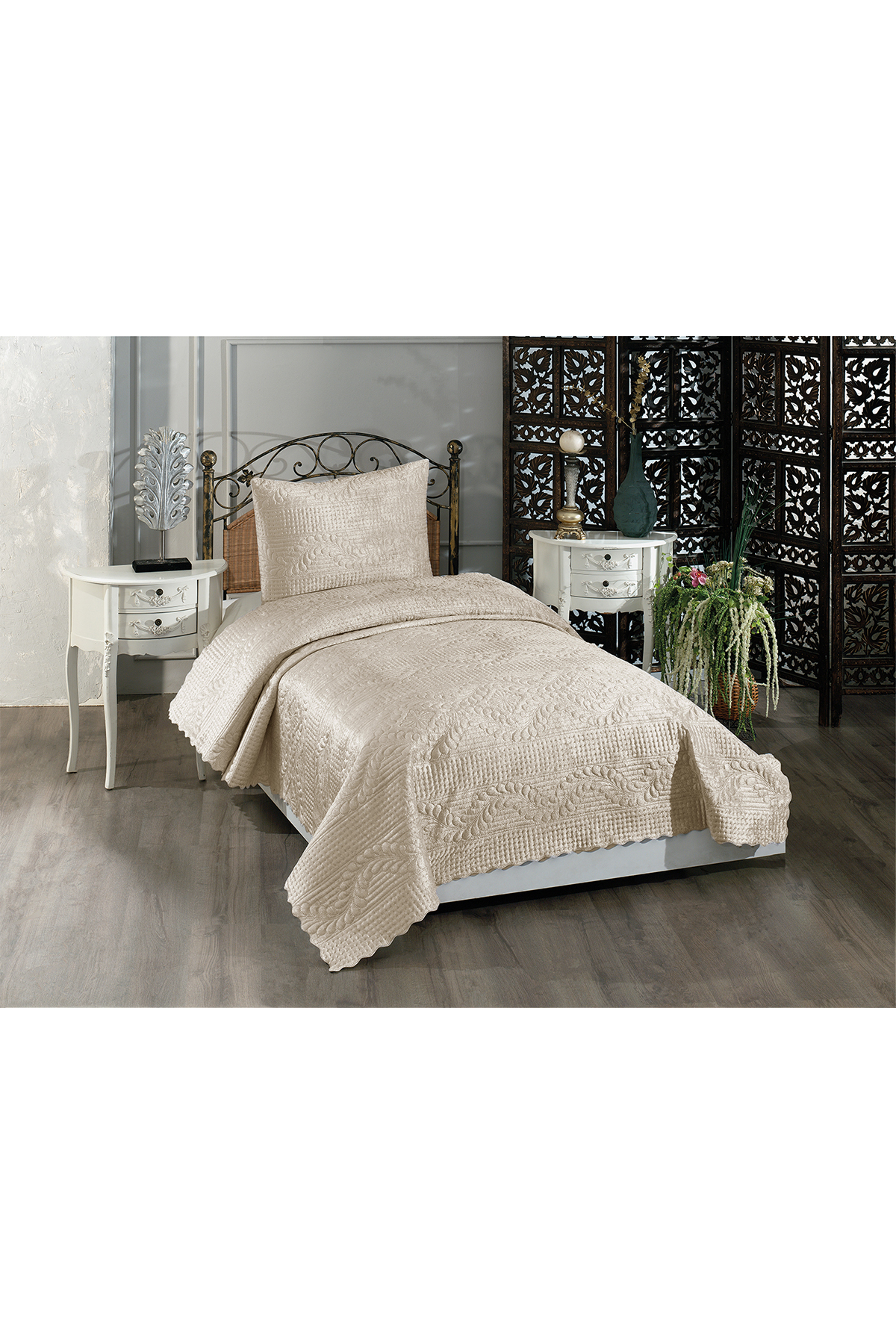 Picture of Velica Tek Kişilik Kadife Yatak Örtüsü Krem