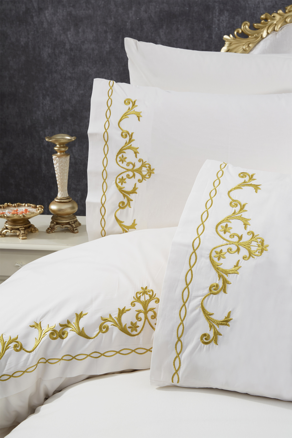 Picture of Ottoman Nakışlı 6 Parça Nevresim Takımı Krem