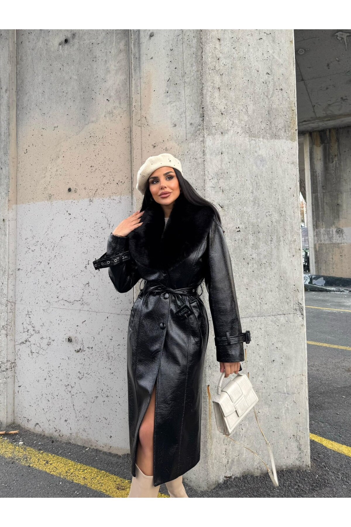 Picture of Kürk Detaylı Suni Deri Kaban