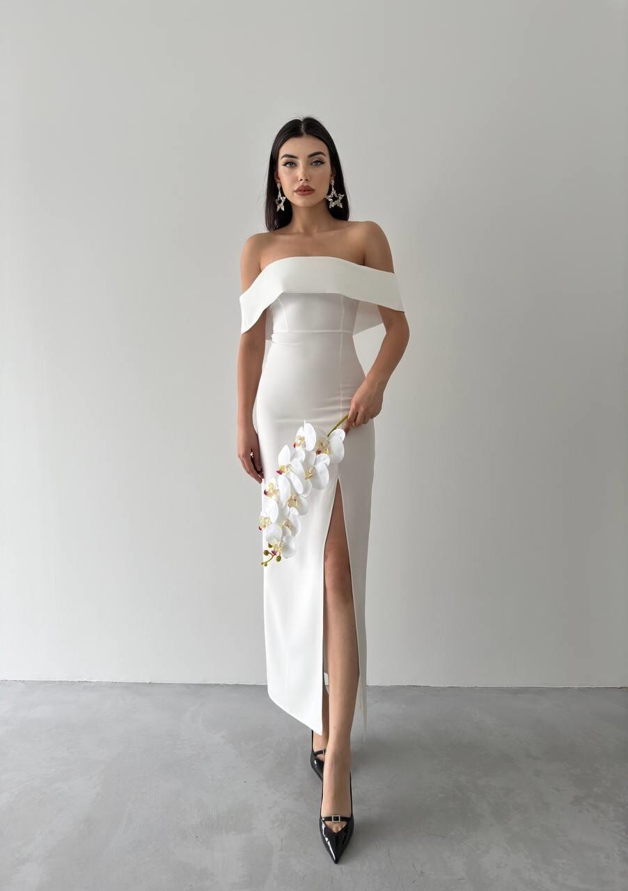 Picture of MADONNA YAKA UZUN ELBİSE