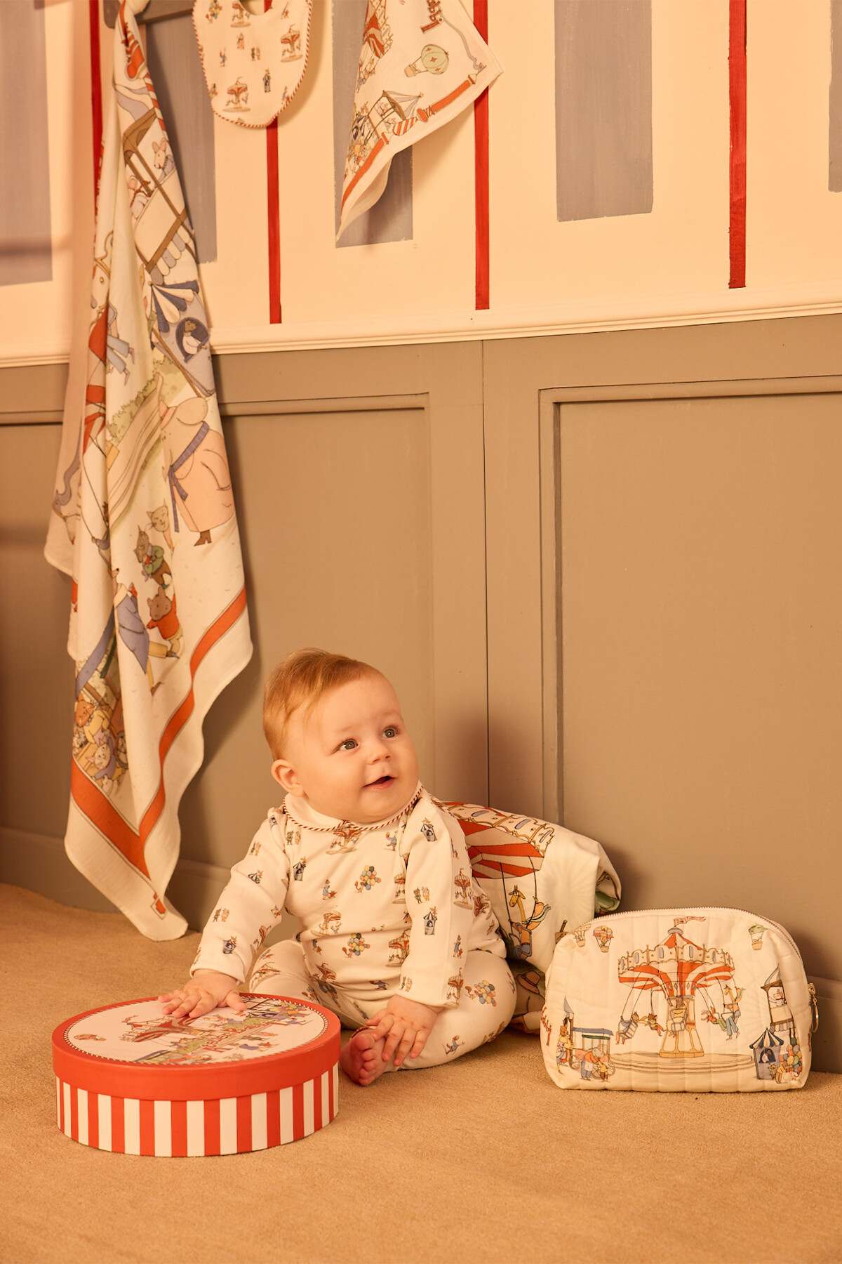 Picture of 3'Lü Body & Pantolon & T-Shirt Seti - Funfair