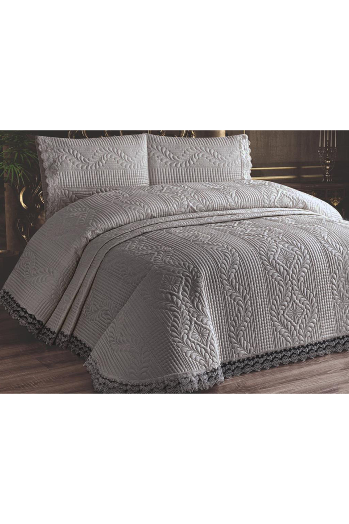 Picture of Limena Dantelli Kapitoneli Ultrasonik Çift Kişilik Yatak Örtüsü Gri