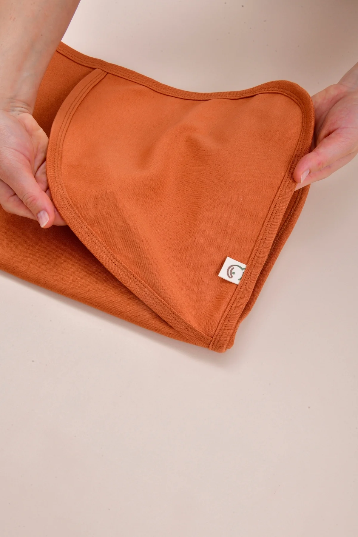 Picture of İkinci Şans - 8'li Organik Hastane Çıkışı Seti - Sertifikalı ve Pamuklu Kumaş - Kiremit