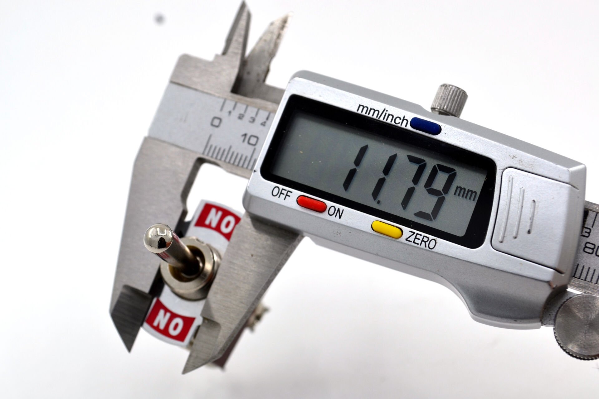 Picture of Toggle Switch 1-0-2 Yaylı Metal Anahtar 3 Pin 12V-220V 15A MT-ANY12