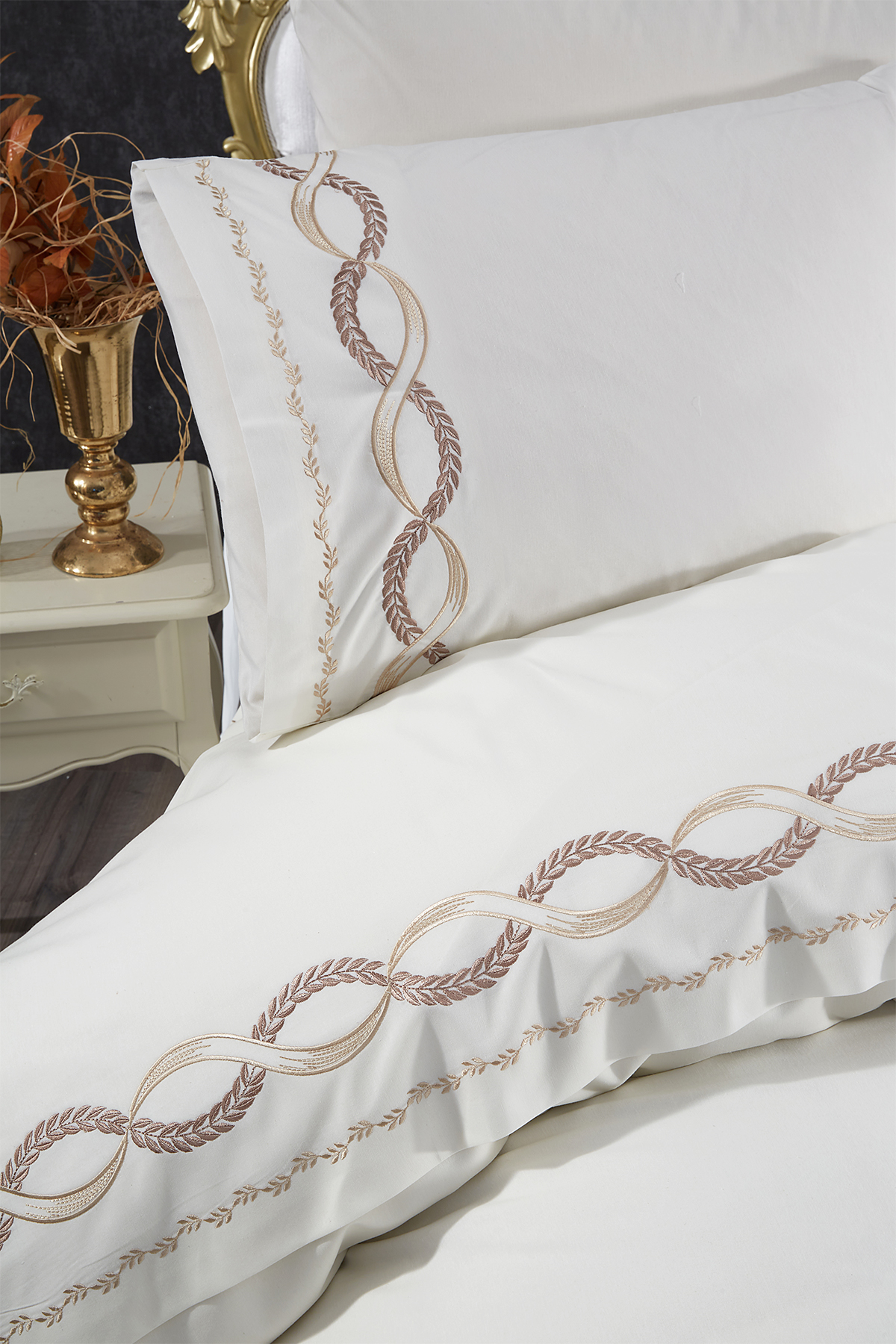 Picture of Başak Nakışlı 6 Parça Nevresim Takımı Krem