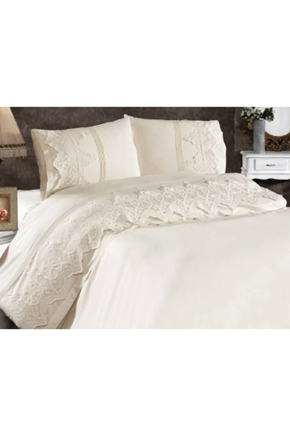 Picture of Bellisimo Fransız Dantelli Nervürlü Nevresim Takımı Krem - Krem