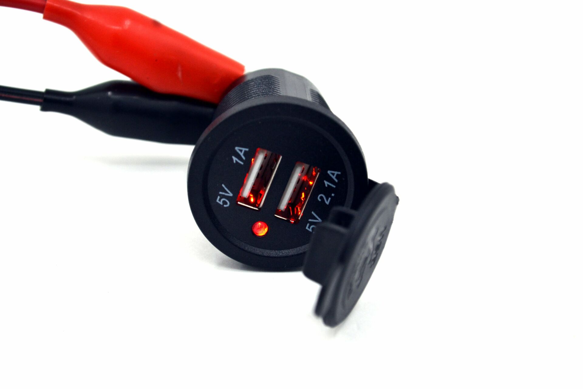Picture of 12V Tekne Karavan USB Şarj Portu Kırmızı Işıklı MT-49
