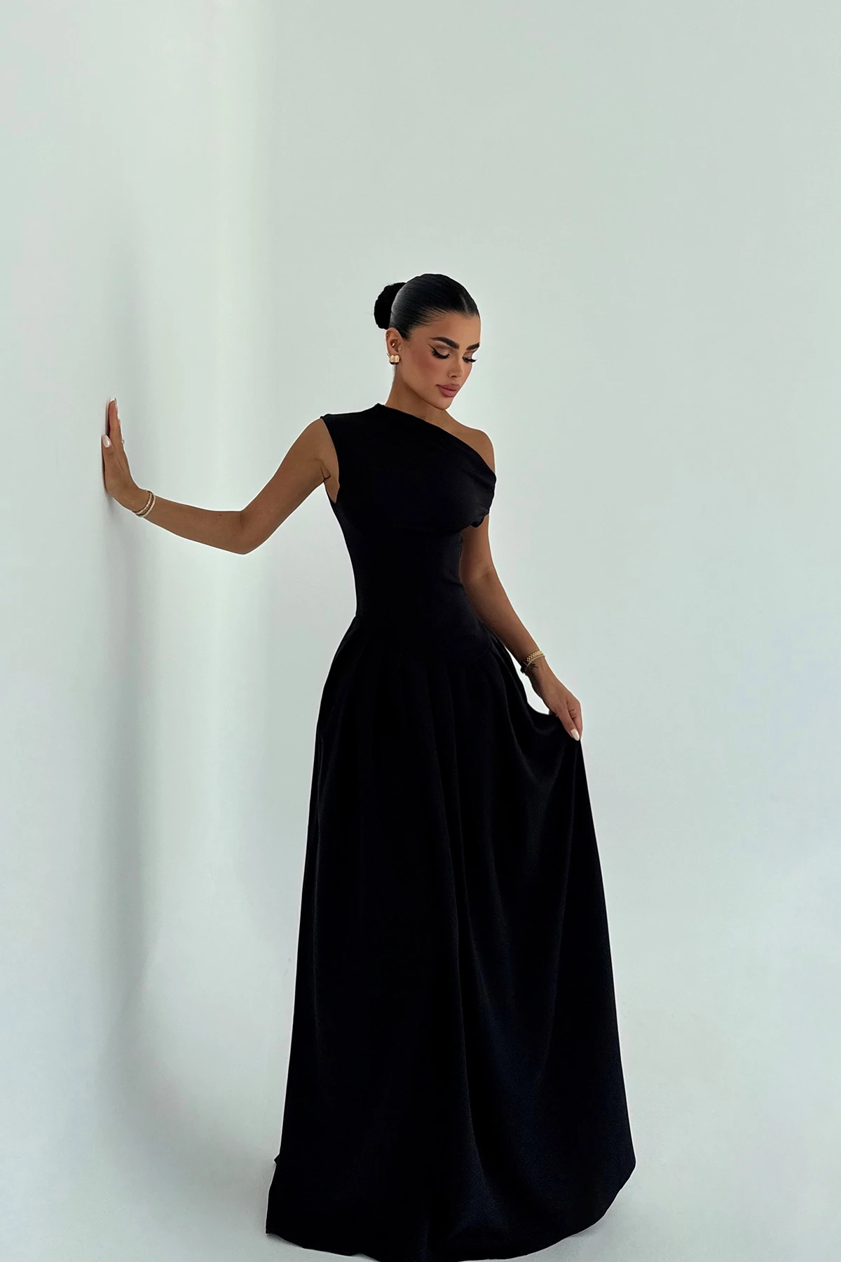 Picture of Black Bimala Boat Neck Dress