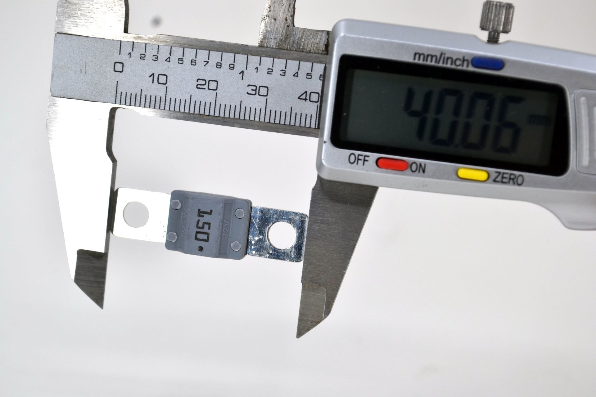 Picture of Midival Sigorta 150 Amper Bakır32V 150A Gri MT-A0708150