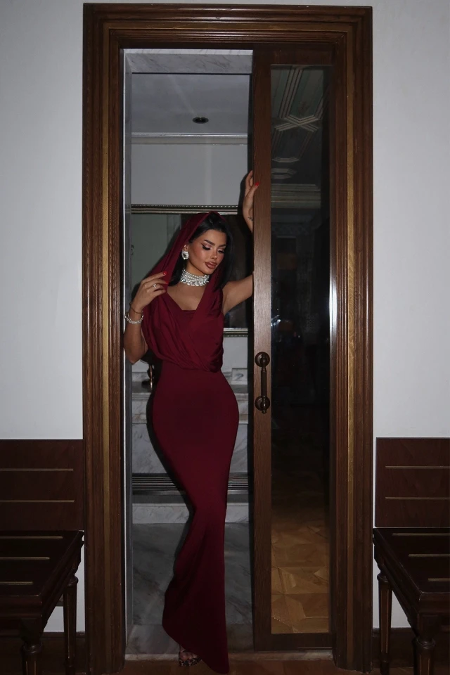 Picture of Claret Red Basic Long Dress