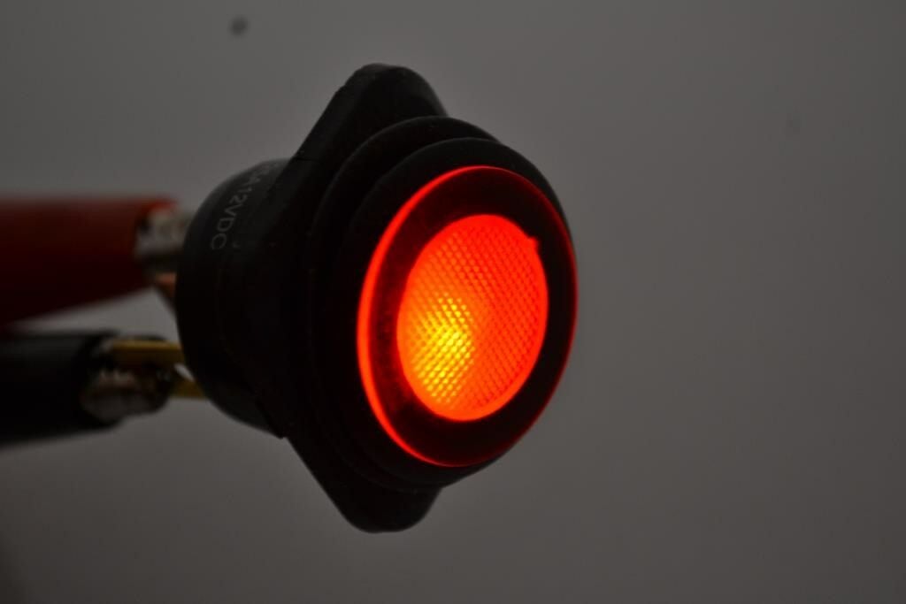 Picture of Su Geçirmez Anahtar Marine Rocker Switch Kırmızı Işıklı 12V 25A