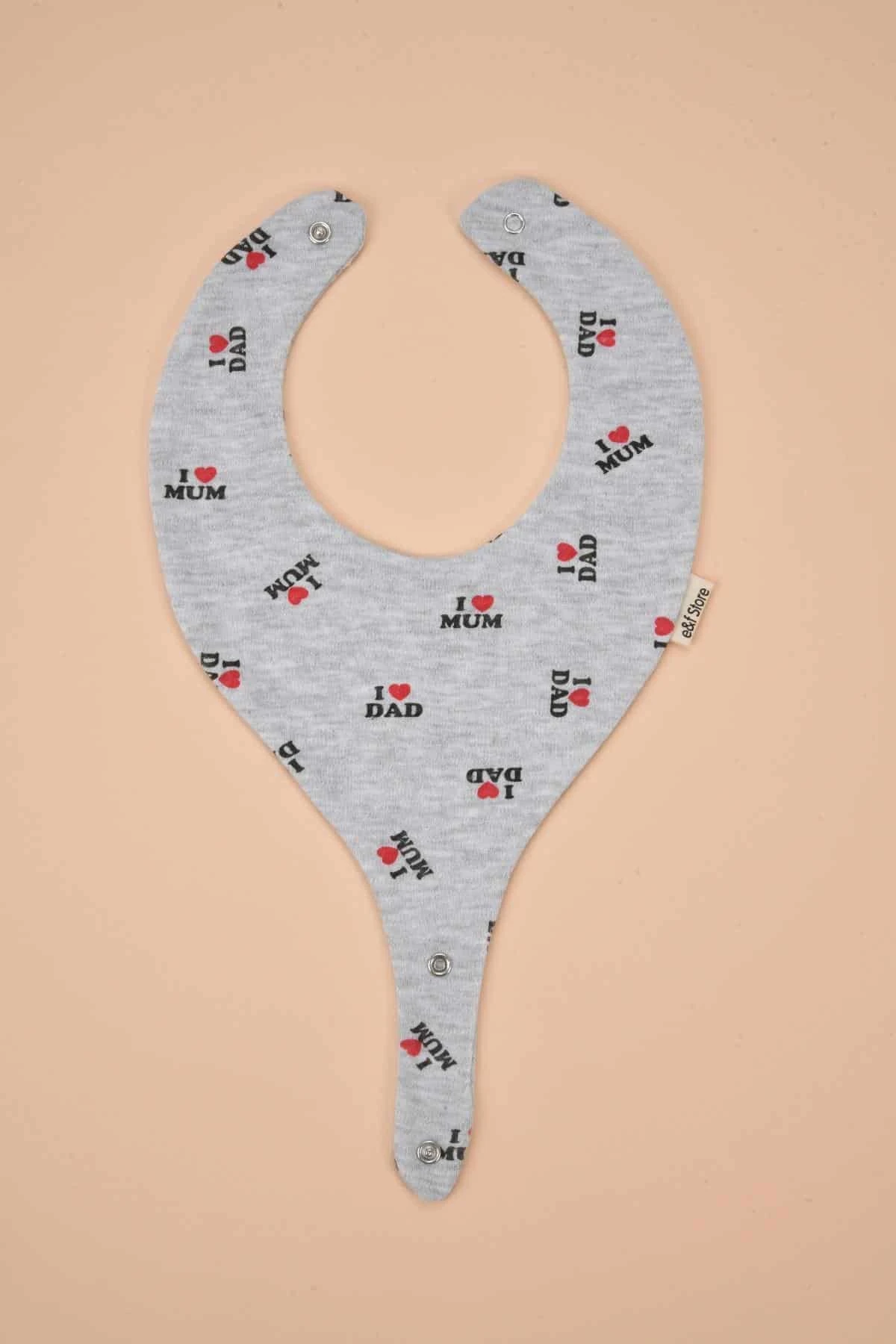 Picture of Emzik Tutucu Mama Önlüğü - I Love Dad I Love Mom Desenli Gri Pamuk Kumaş