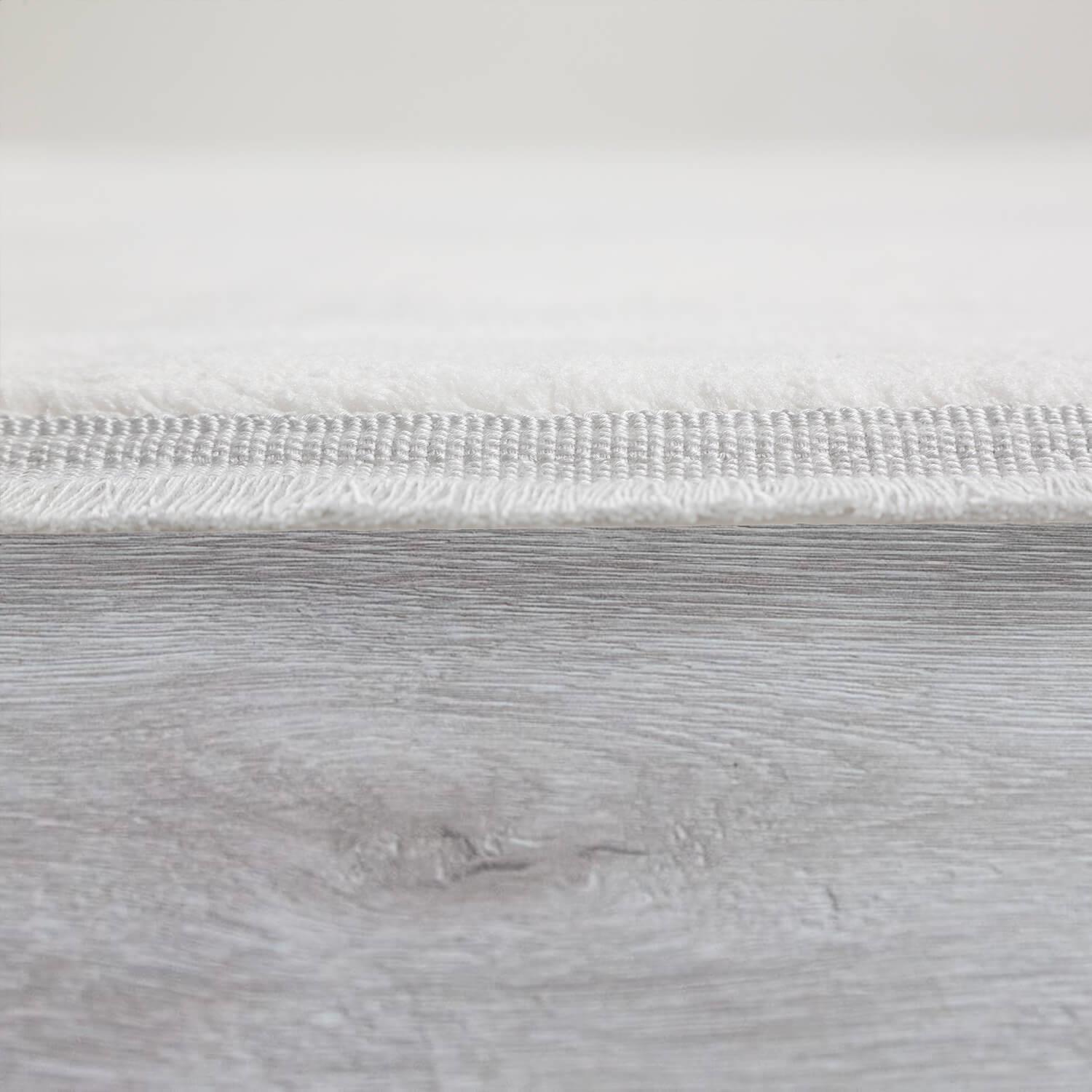 Picture of Jassrug Royal Püsküllü Kaymaz Taban Halı 160x220 Optik