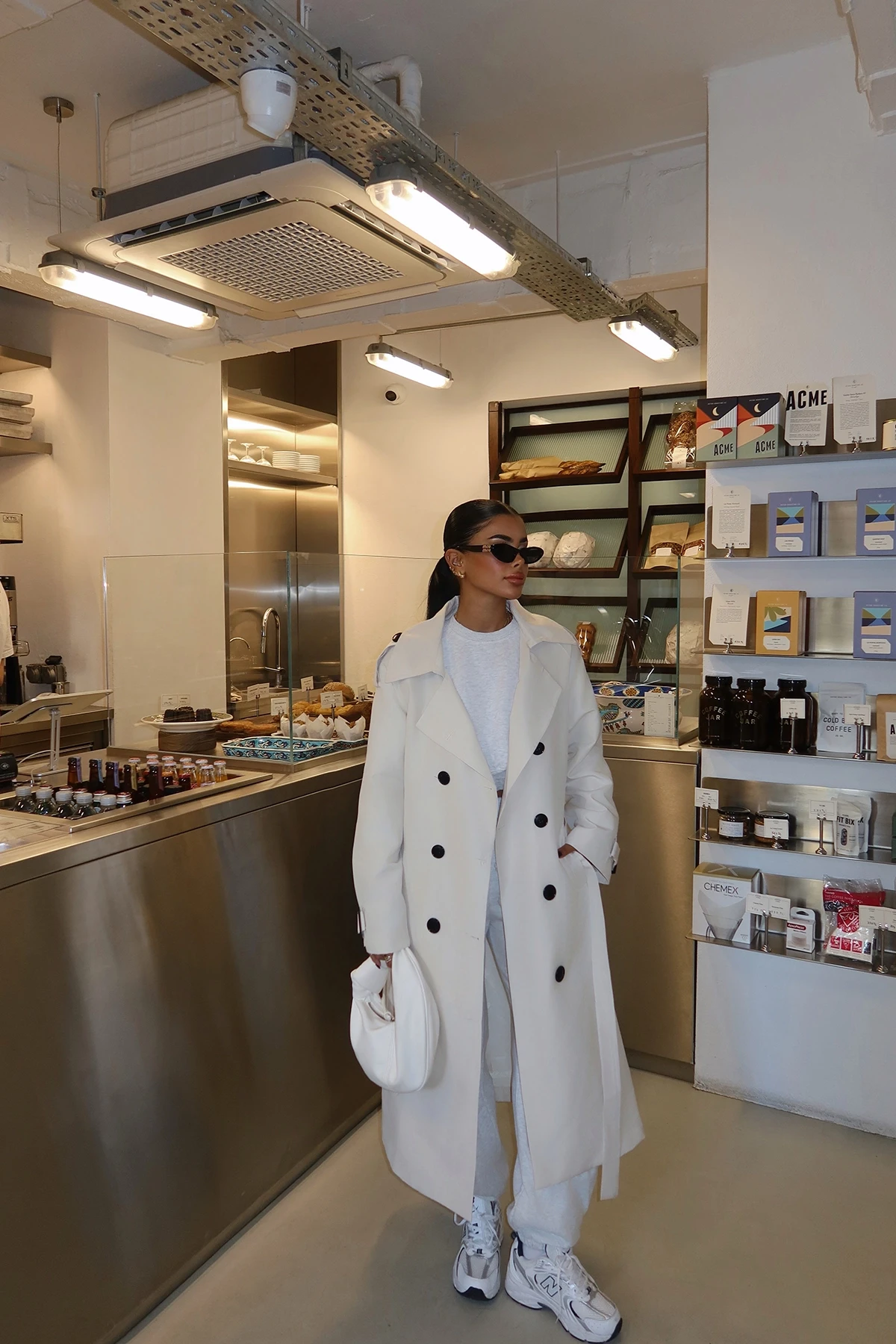 Picture of Off-White Trench Coat with Belted Sleeves