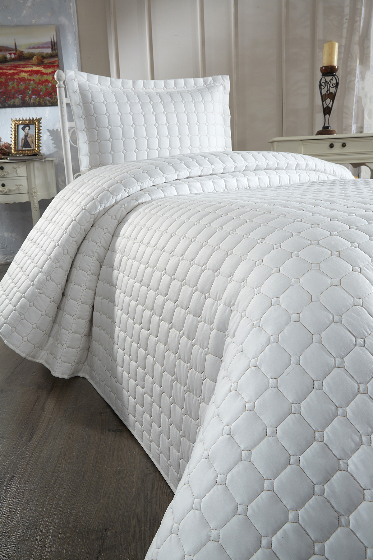 Picture of Estiva Tek Kişilik Yatak Örtüsü Krem