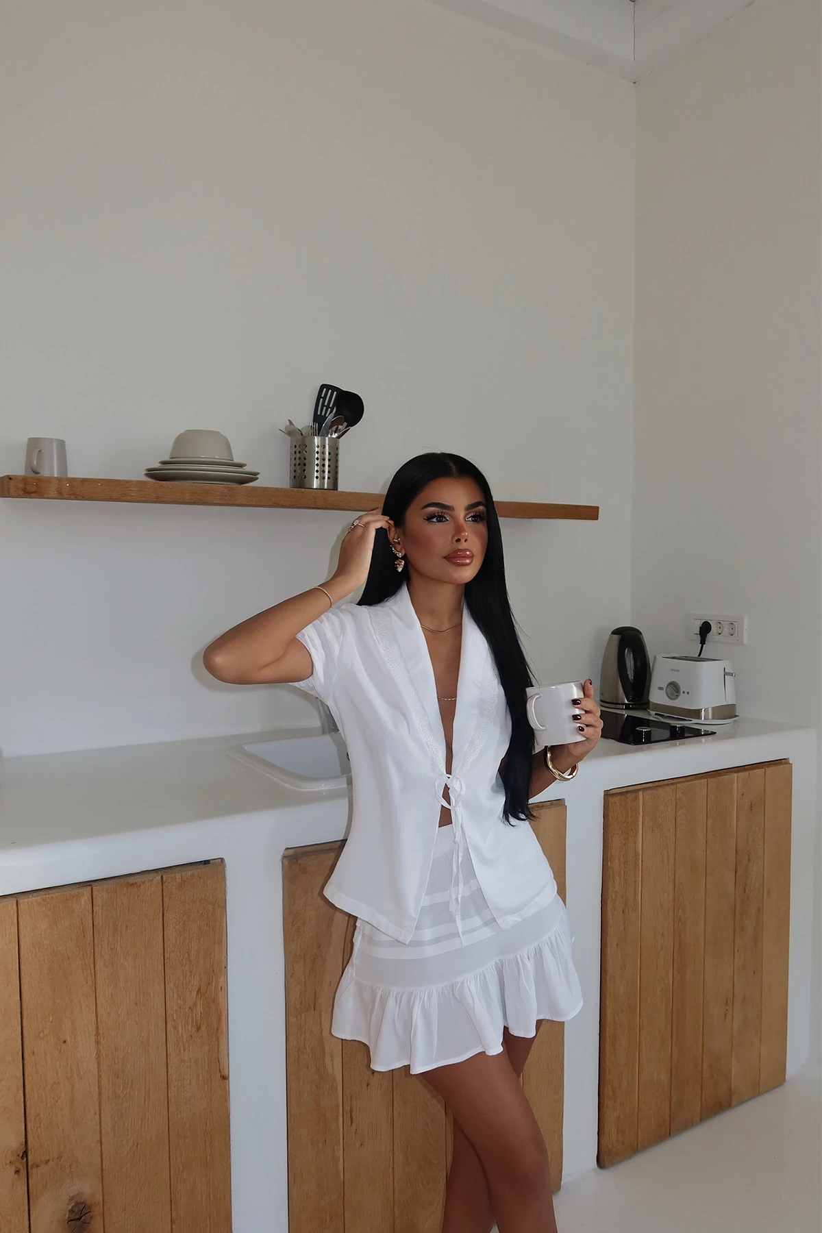 Picture of White Lanai Set