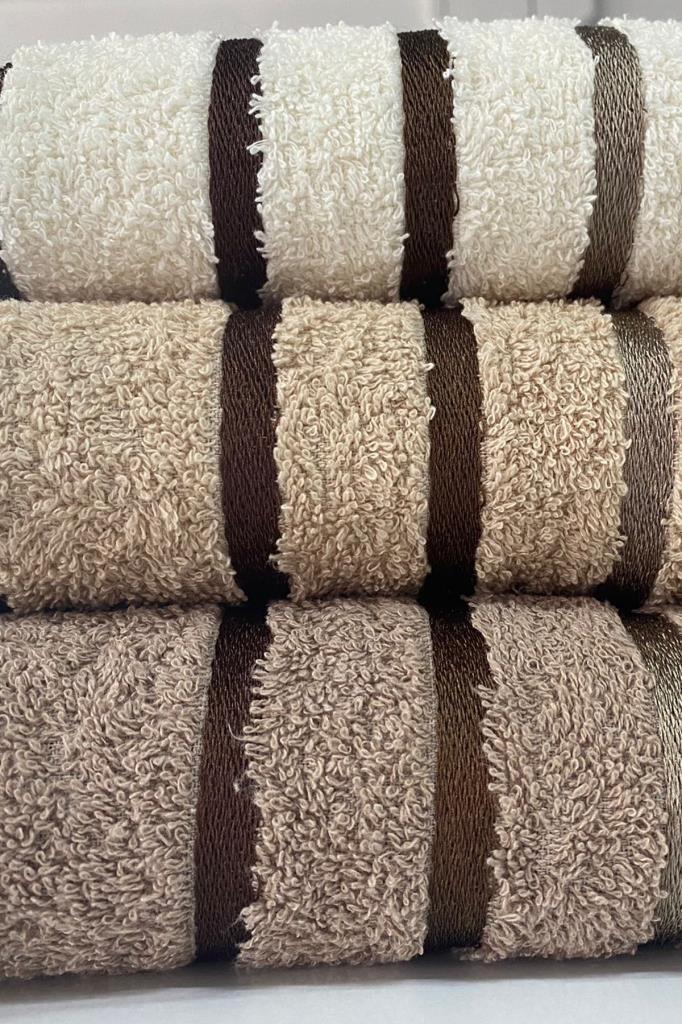 Picture of Karbeyaz Jakarlı 3lü El Yüz Havlu Takımı