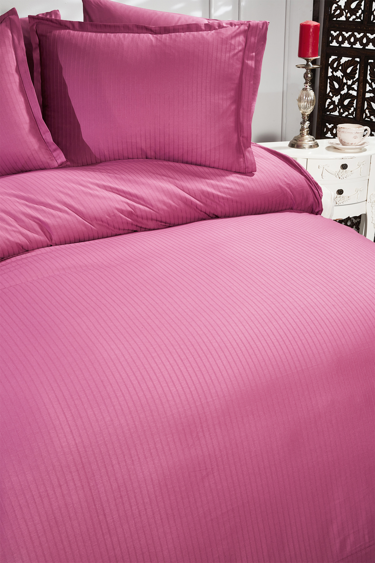 Picture of Satin Zarif Armürlü Çift Kişilik Nevresim Takımı Mürdüm