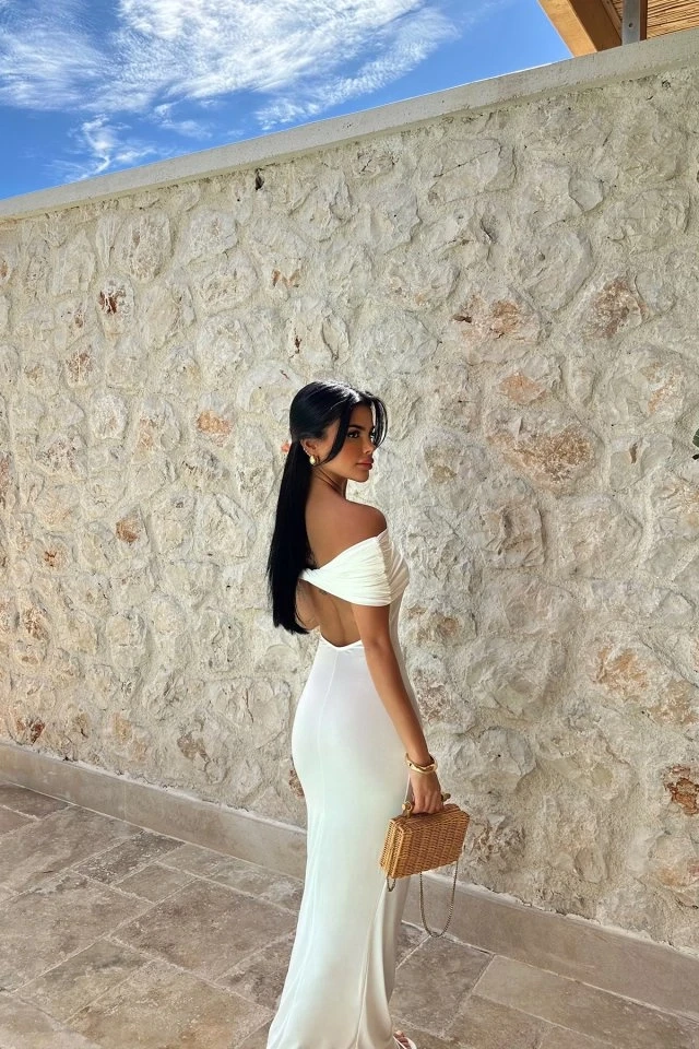 Picture of White Brunella Back Detailed Dress