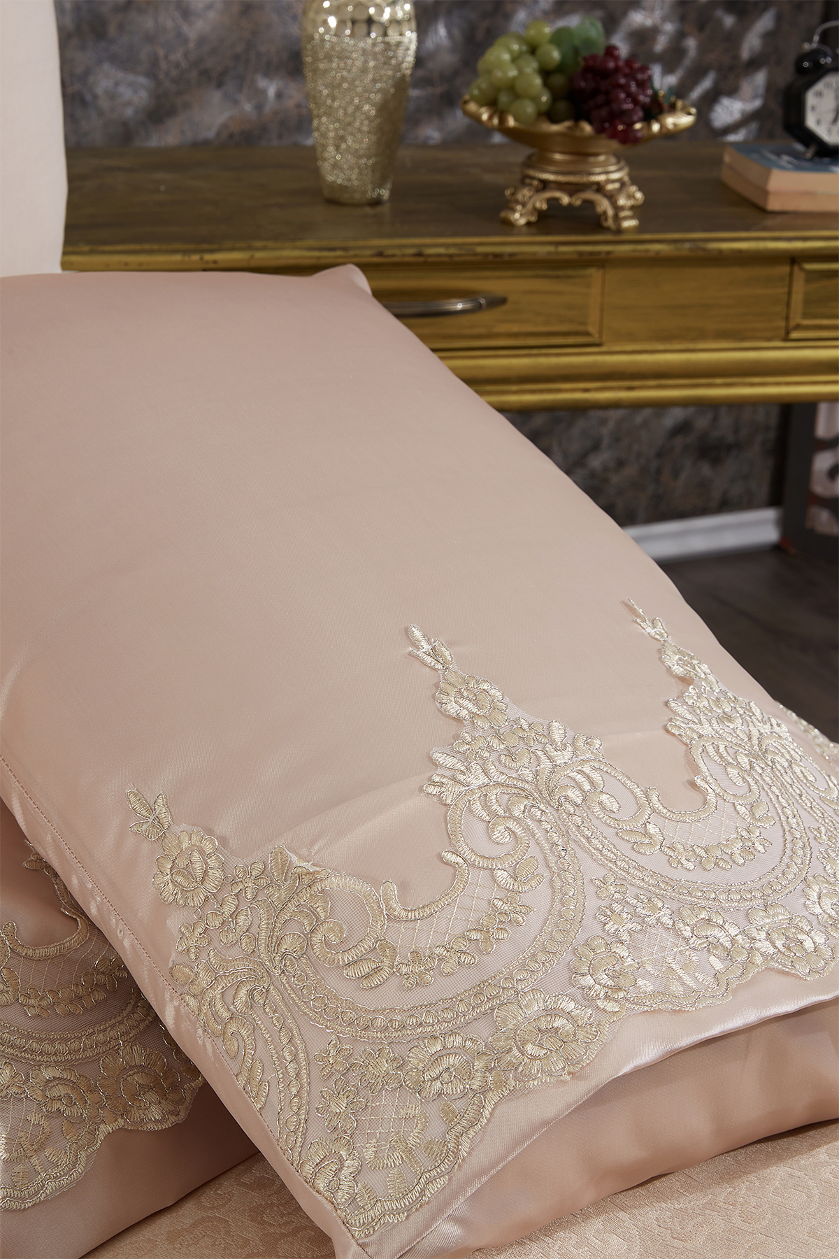 Picture of Çeyizdiyarı Fransız Güpürlü Diana Pike Takımı Bej