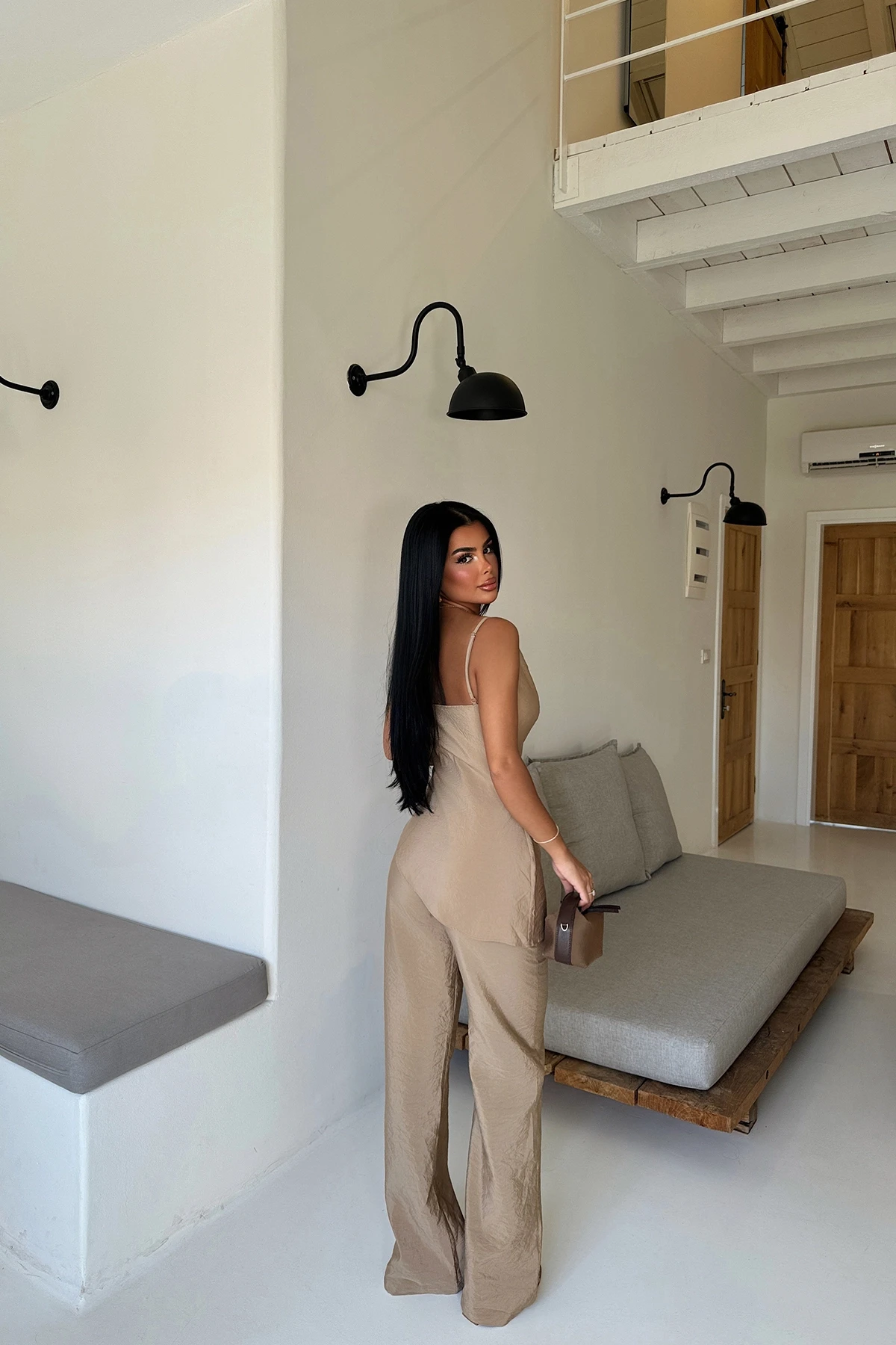 Picture of Beige Suspender Set