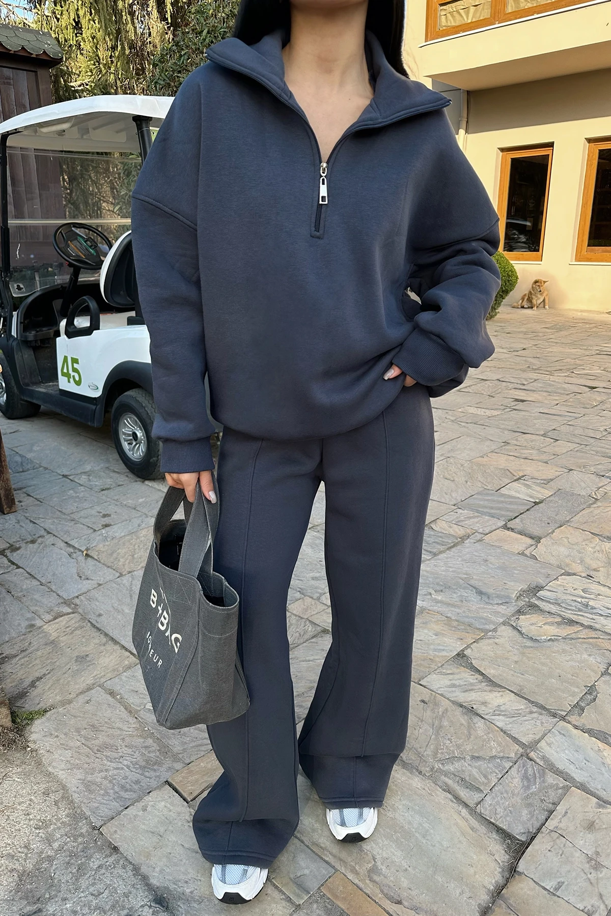 Picture of Smoked Zipper Detail Suit