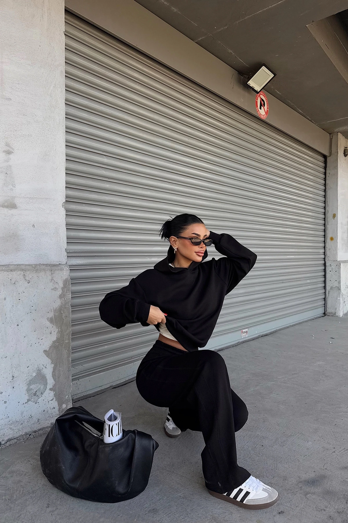 Picture of Black Agostina Set