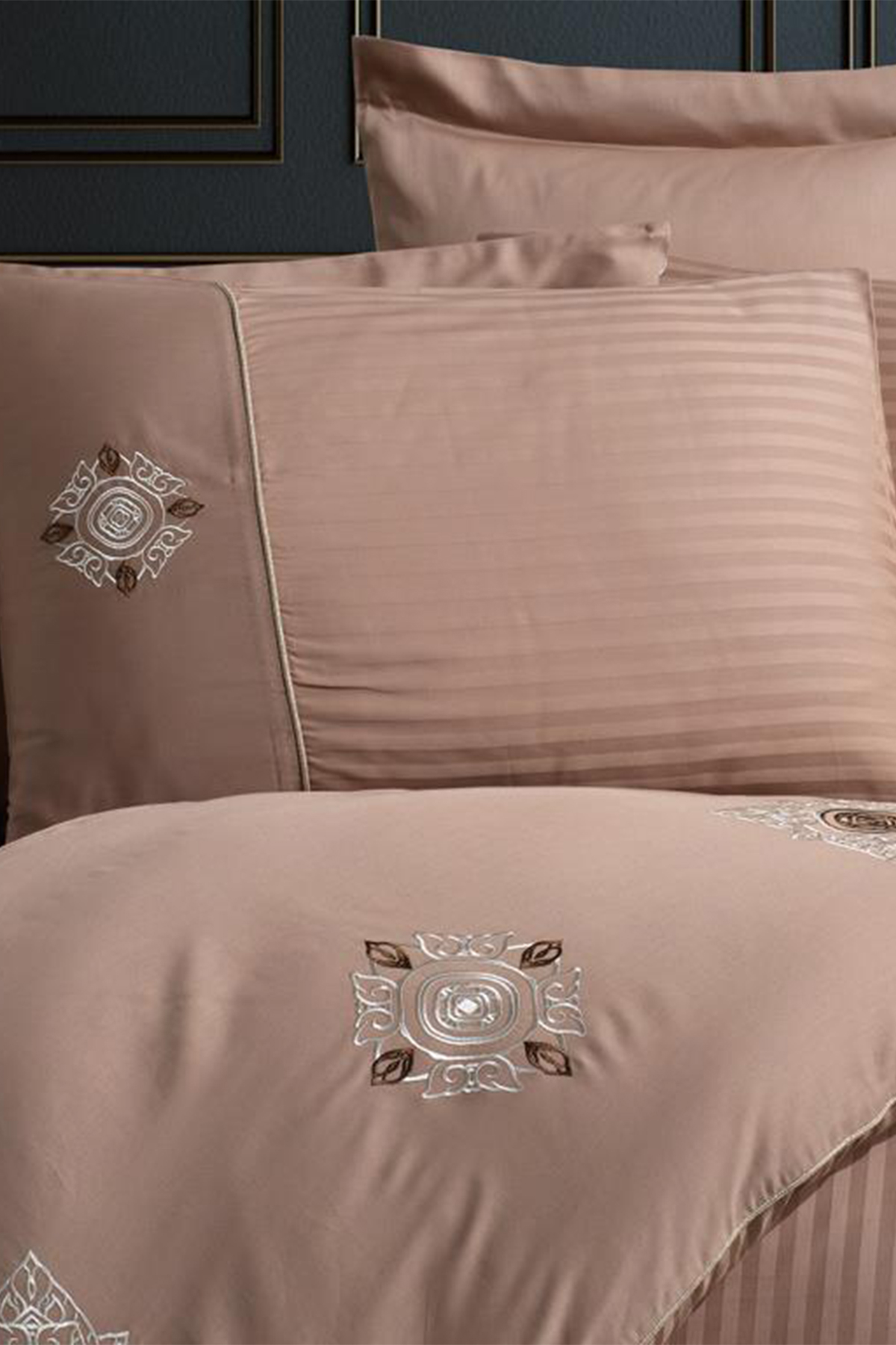 Picture of Elegant Nakışlı Pamuk Saten Çift Kişilik Nevresim Takımı Zeugma Sütlü Kahve