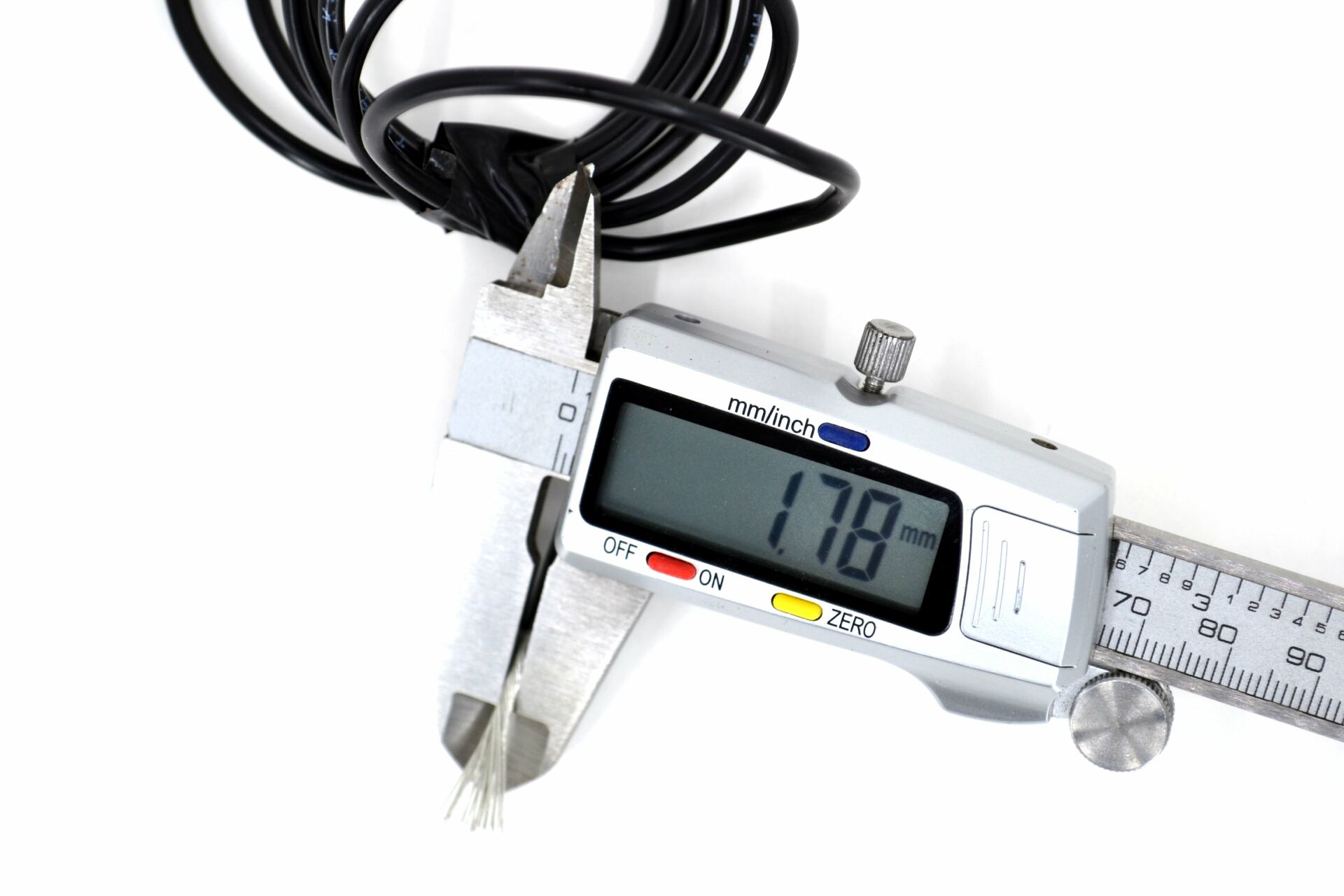 Picture of 2mm² Siyah Bakır Kablo Kalaylı Nyaf Marine