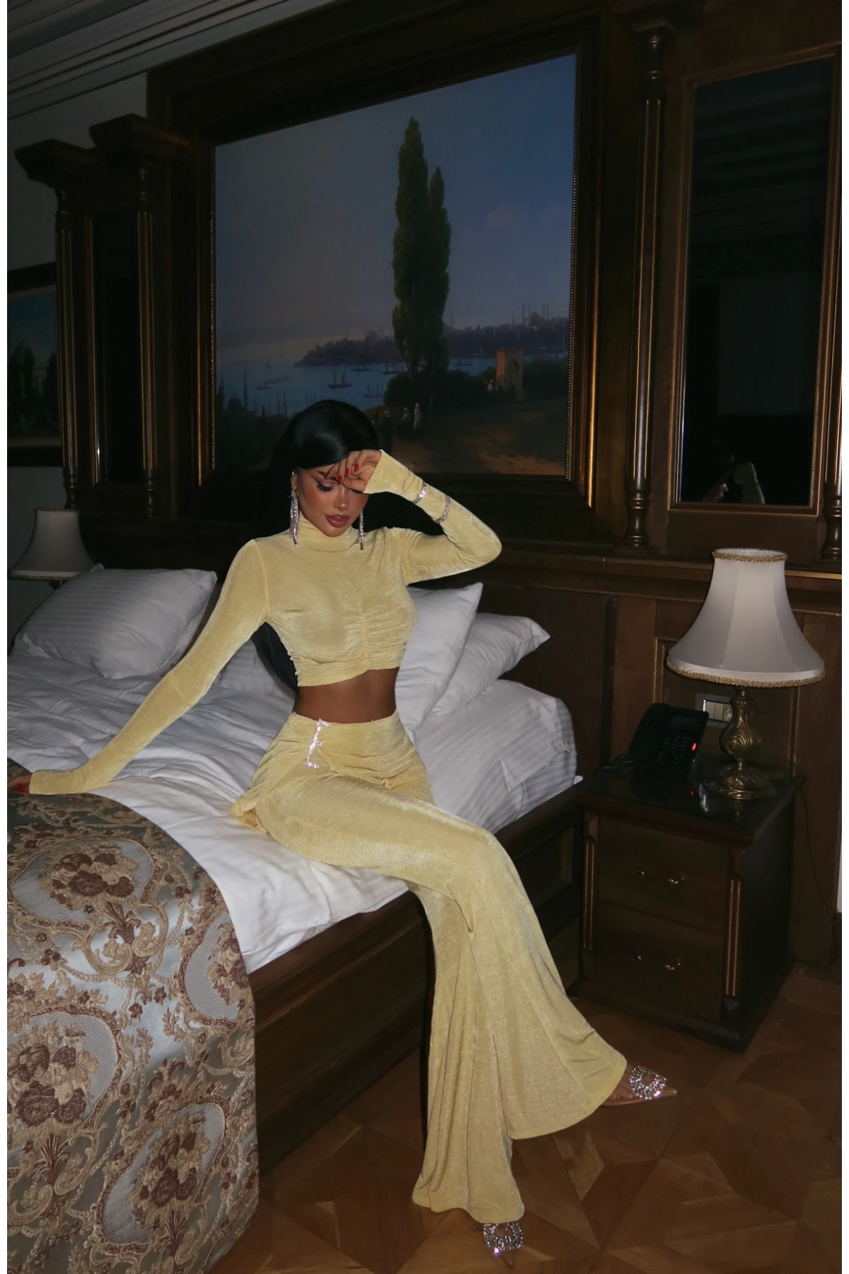 Picture of Yellow Tiani Stone Accessory Set