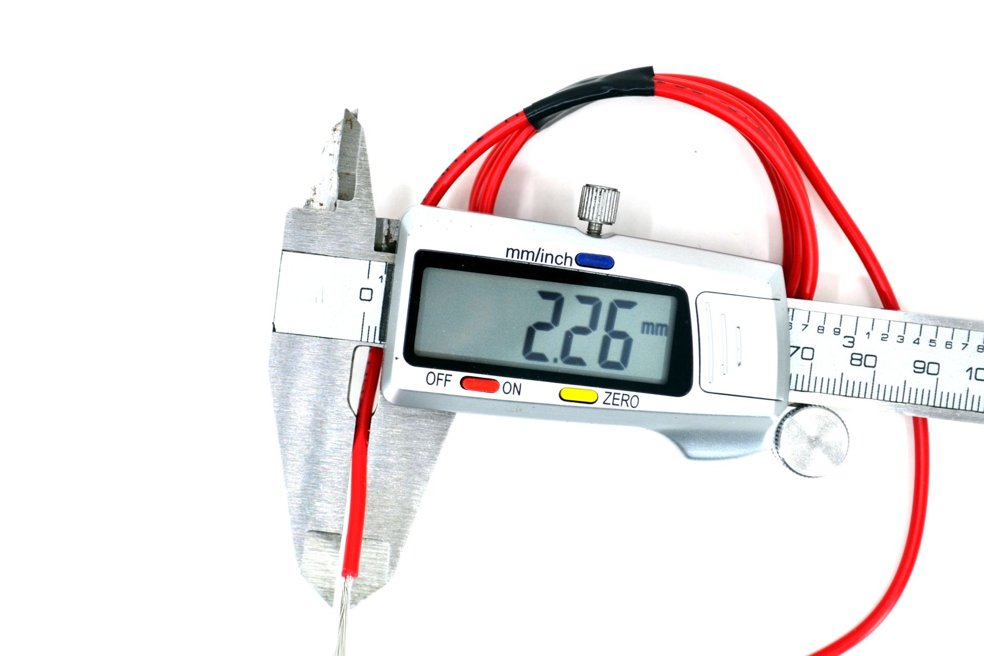 Picture of 0,75mm² Kırmızı Bakır Kablo Kalaylı Nyaf Marine